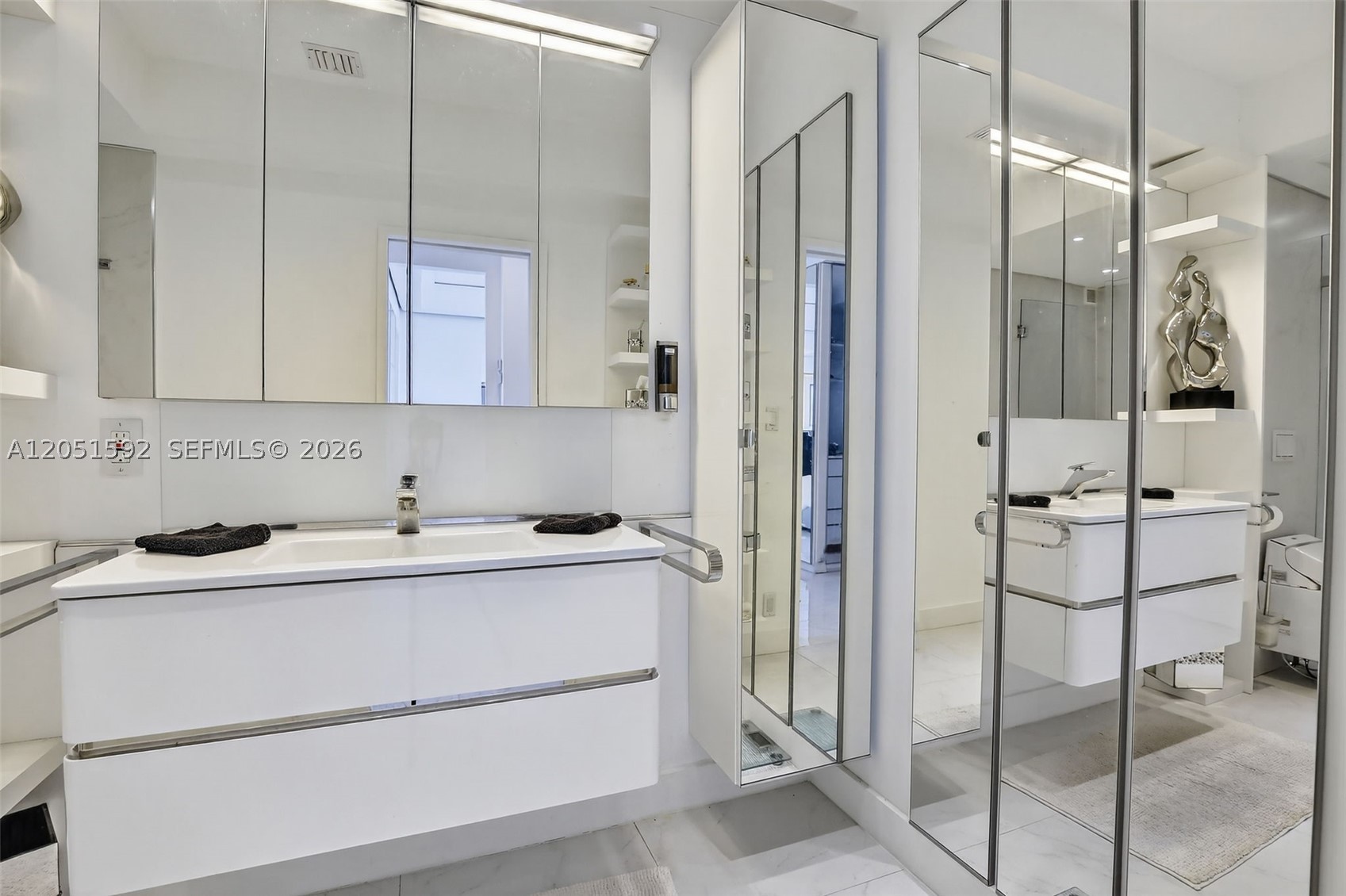 20335 W Country Clb Dr #PH4 Aventura, FL 33180