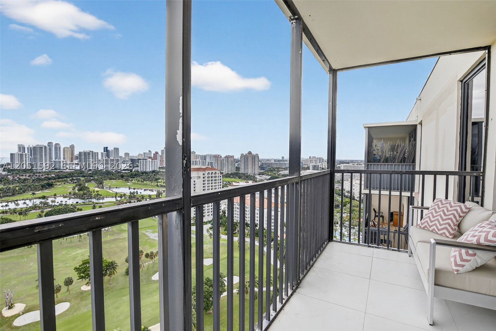 20335 W Country Clb Dr #PH4 Aventura, FL 33180