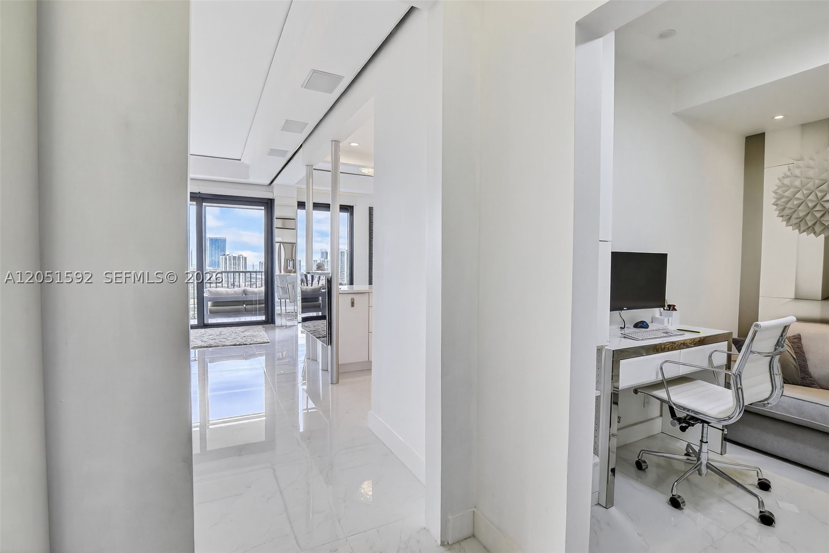 20335 W Country Clb Dr #PH4 Aventura, FL 33180