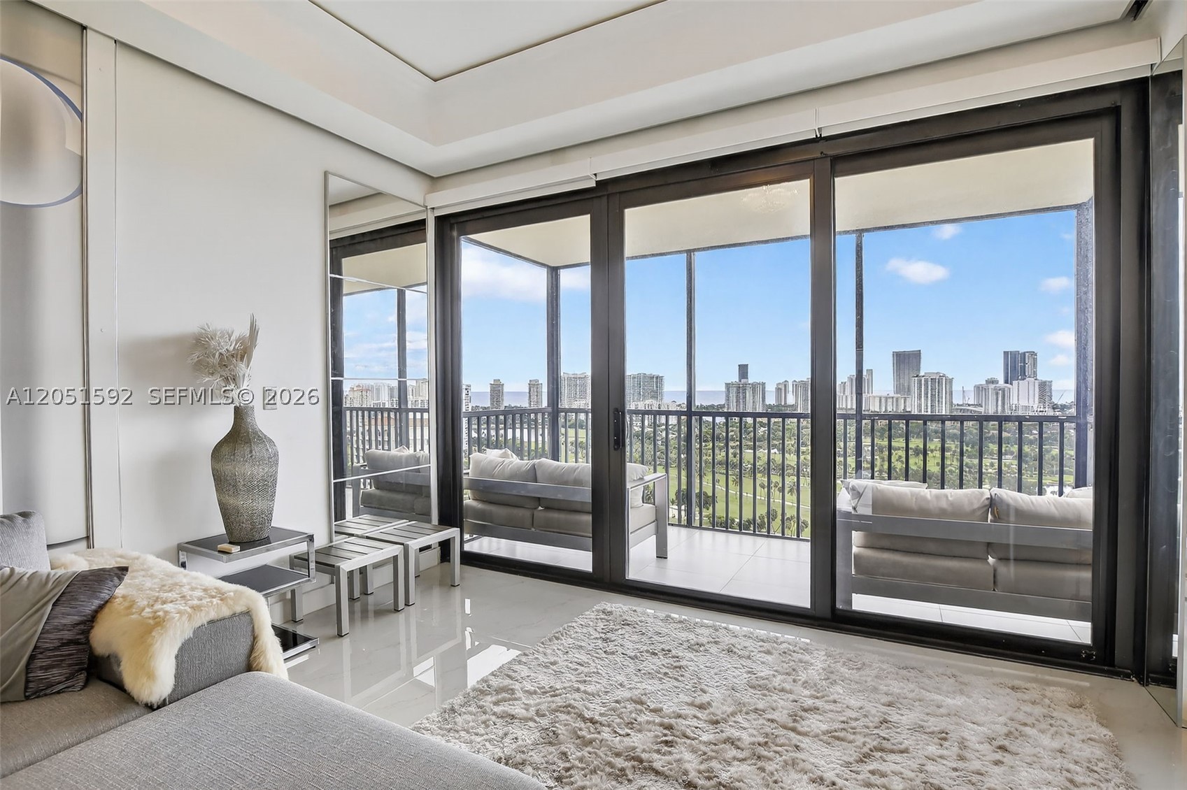 20335 W Country Clb Dr #PH4 Aventura, FL 33180