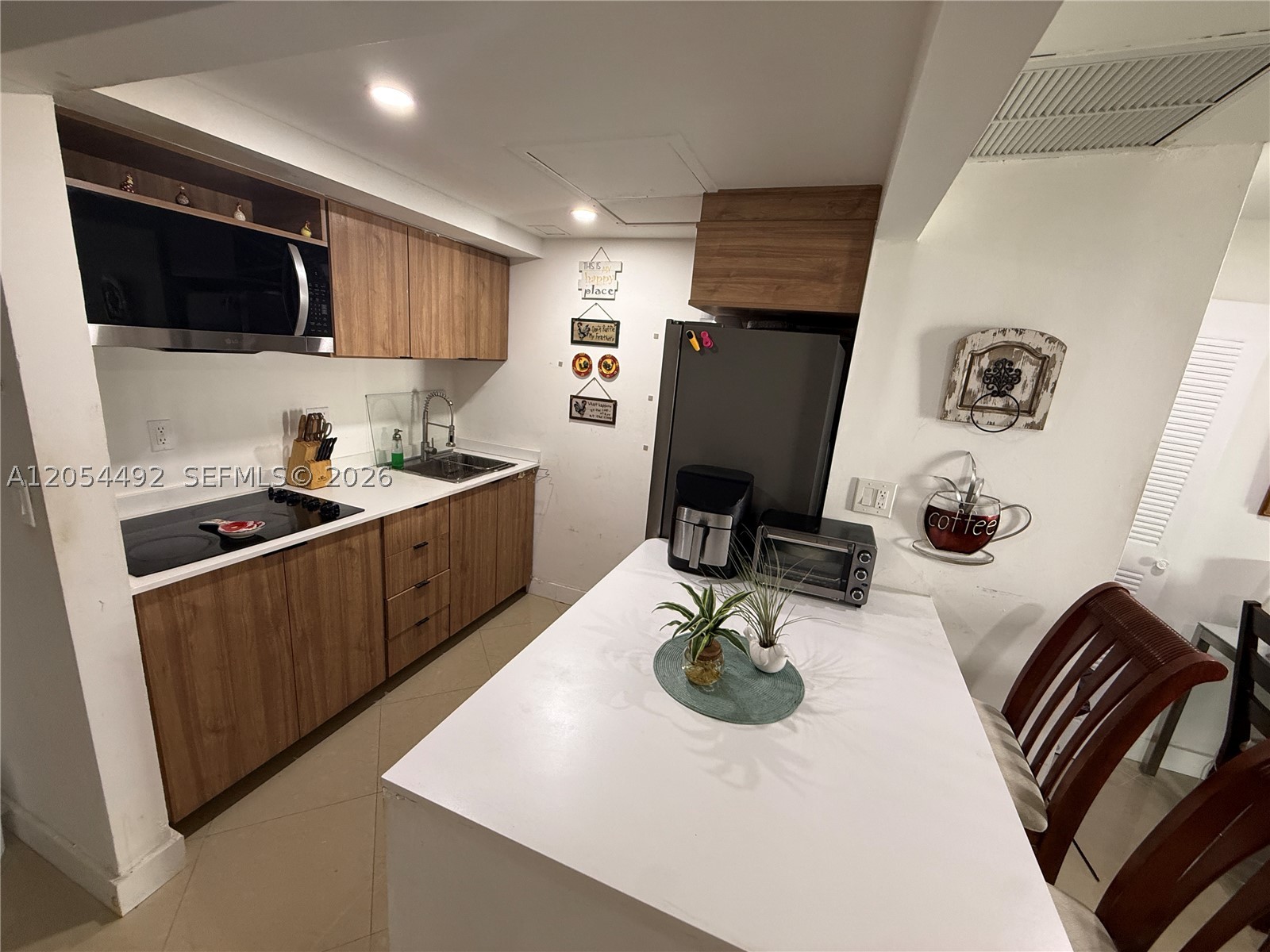 777 SW 9th Ave #205 Miami, FL 33130