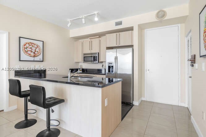 image Axis on Brickell North11