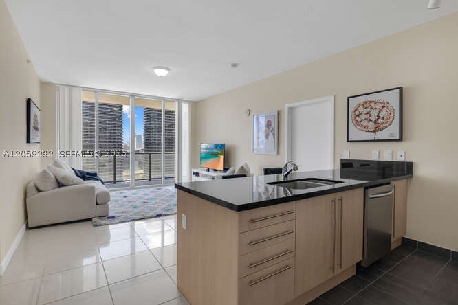 image Axis on Brickell North12