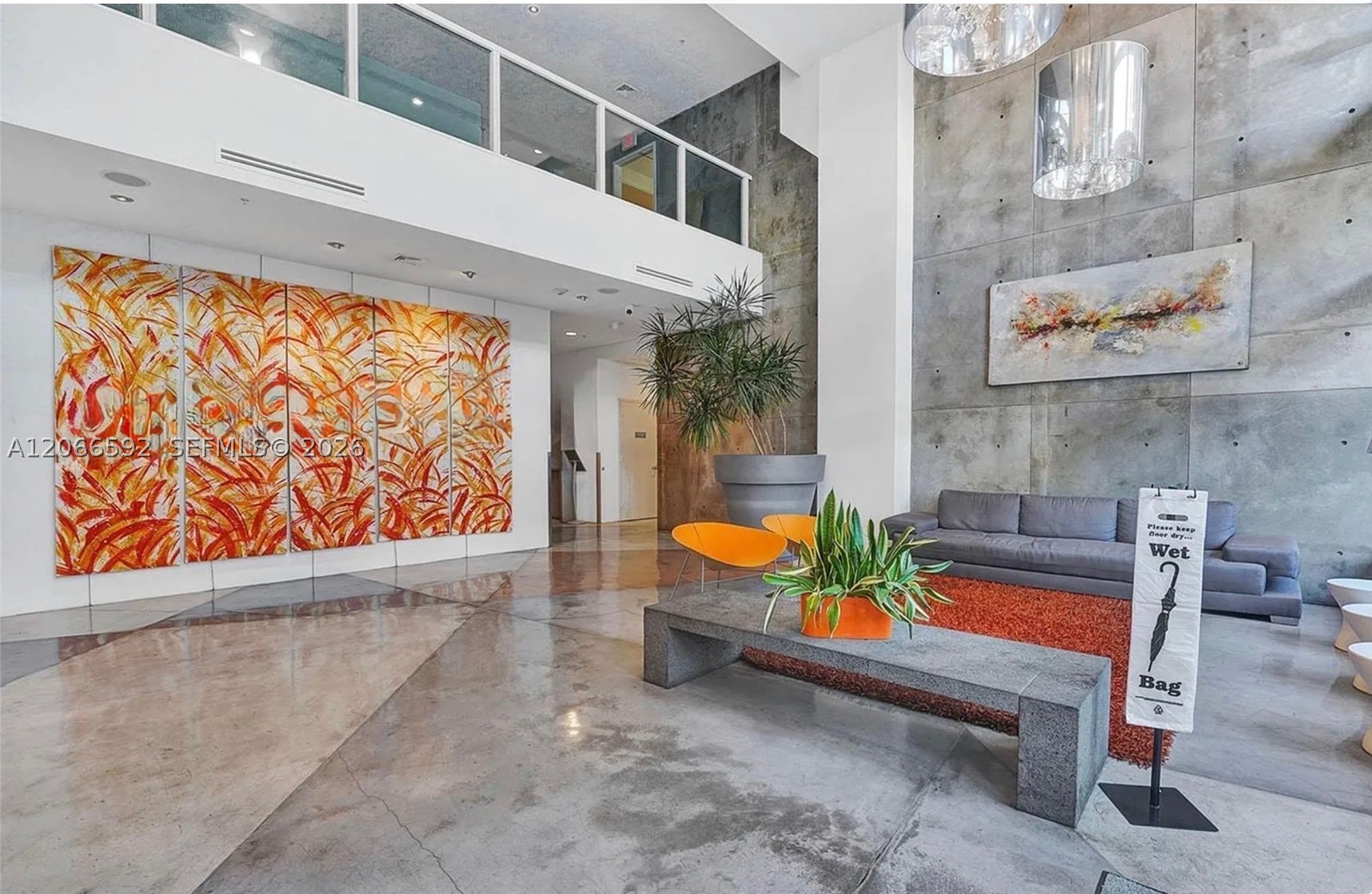 image Loft Downtown I12