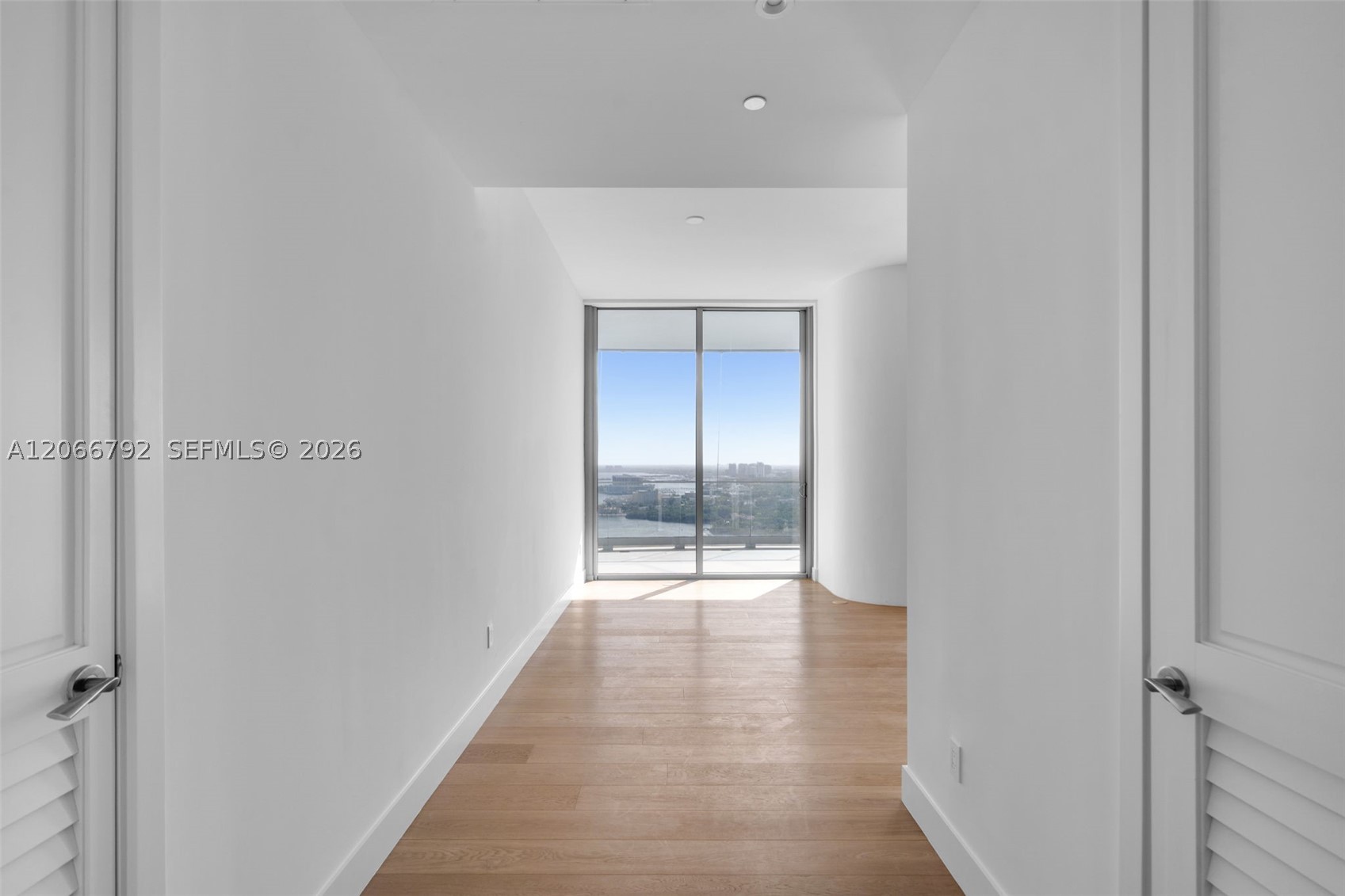 image Una Residences17