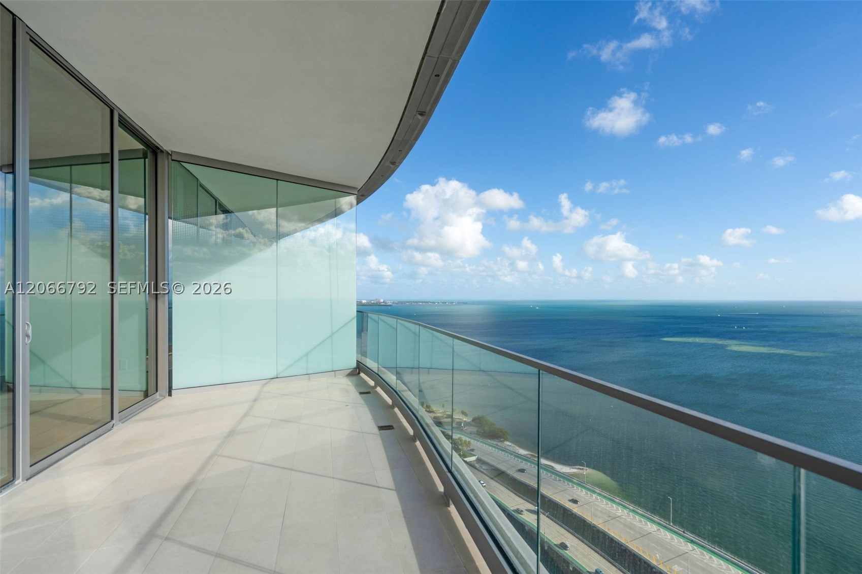 image Una Residences2