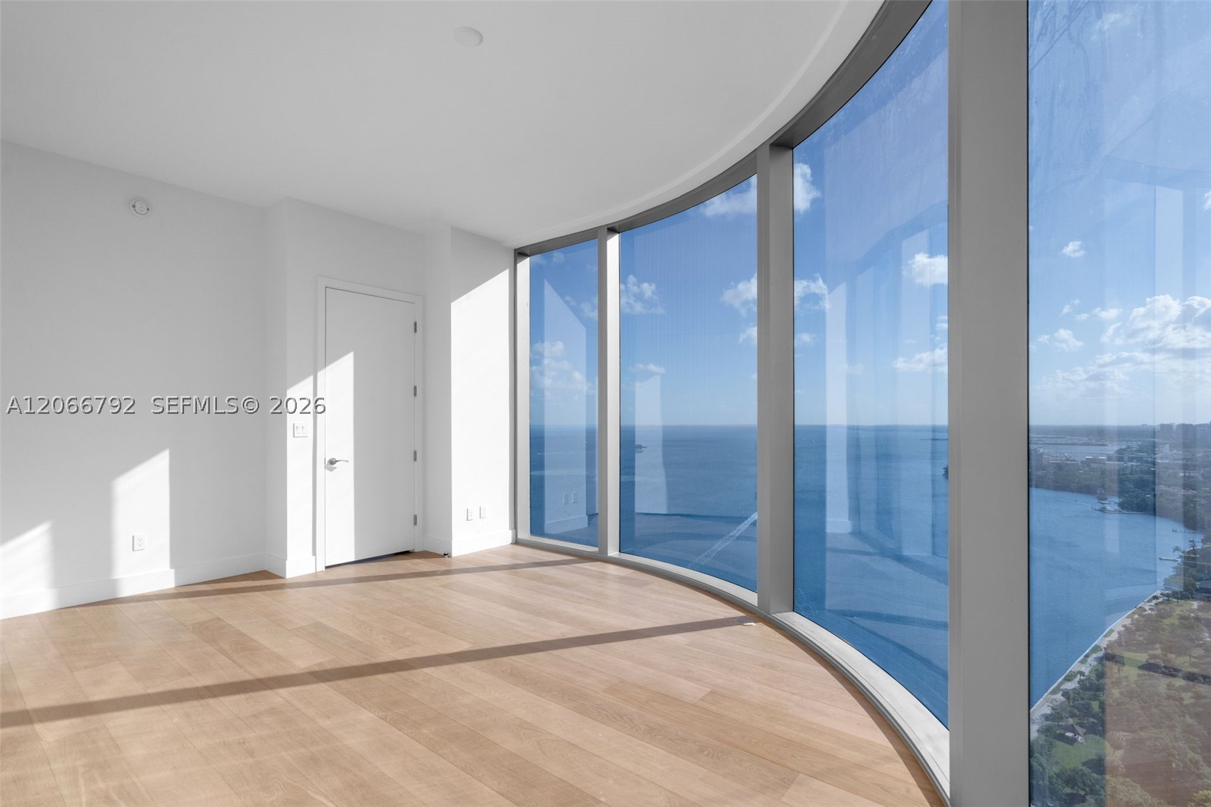 image Una Residences33