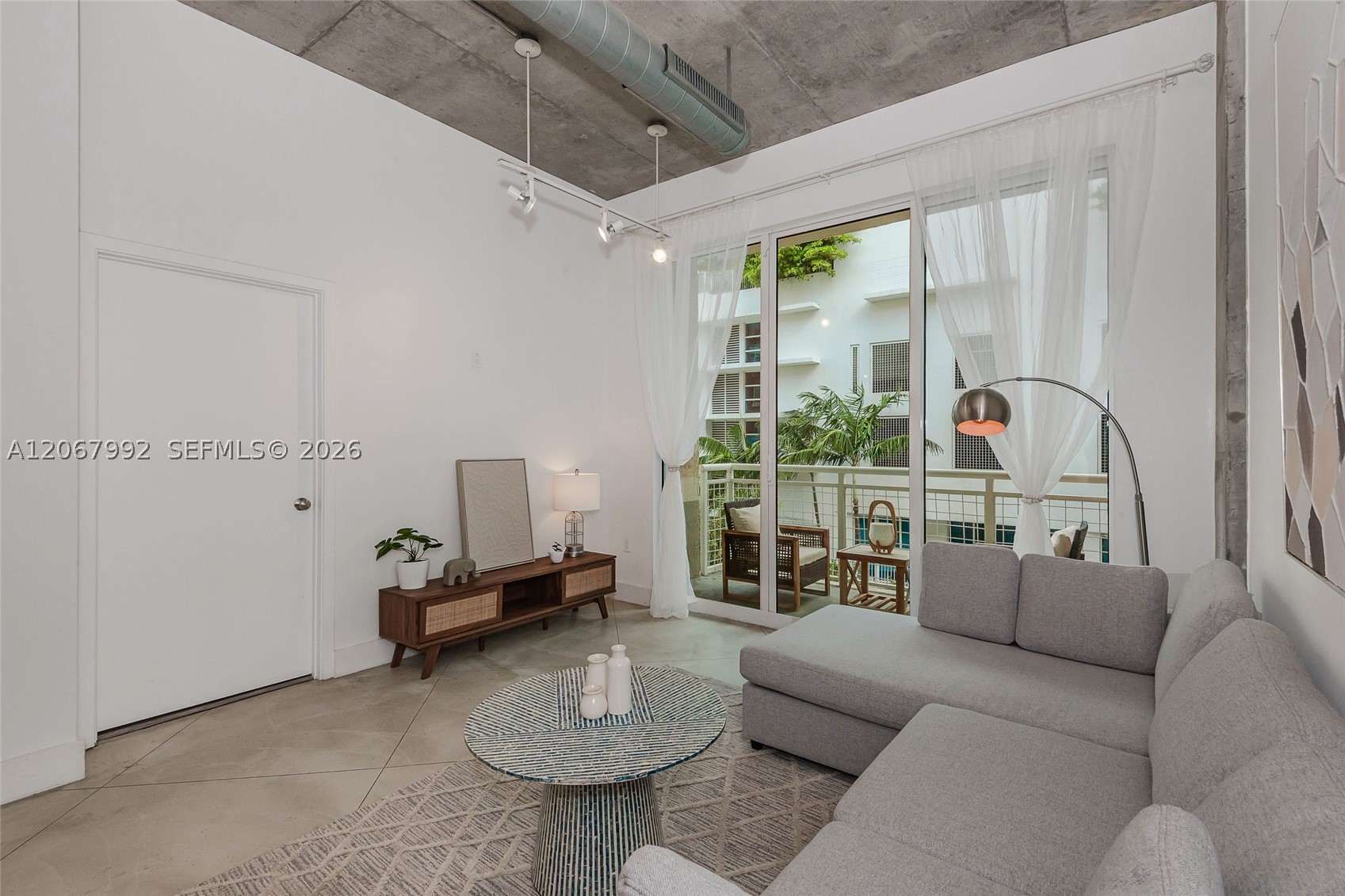 image Cite on the Bay West5