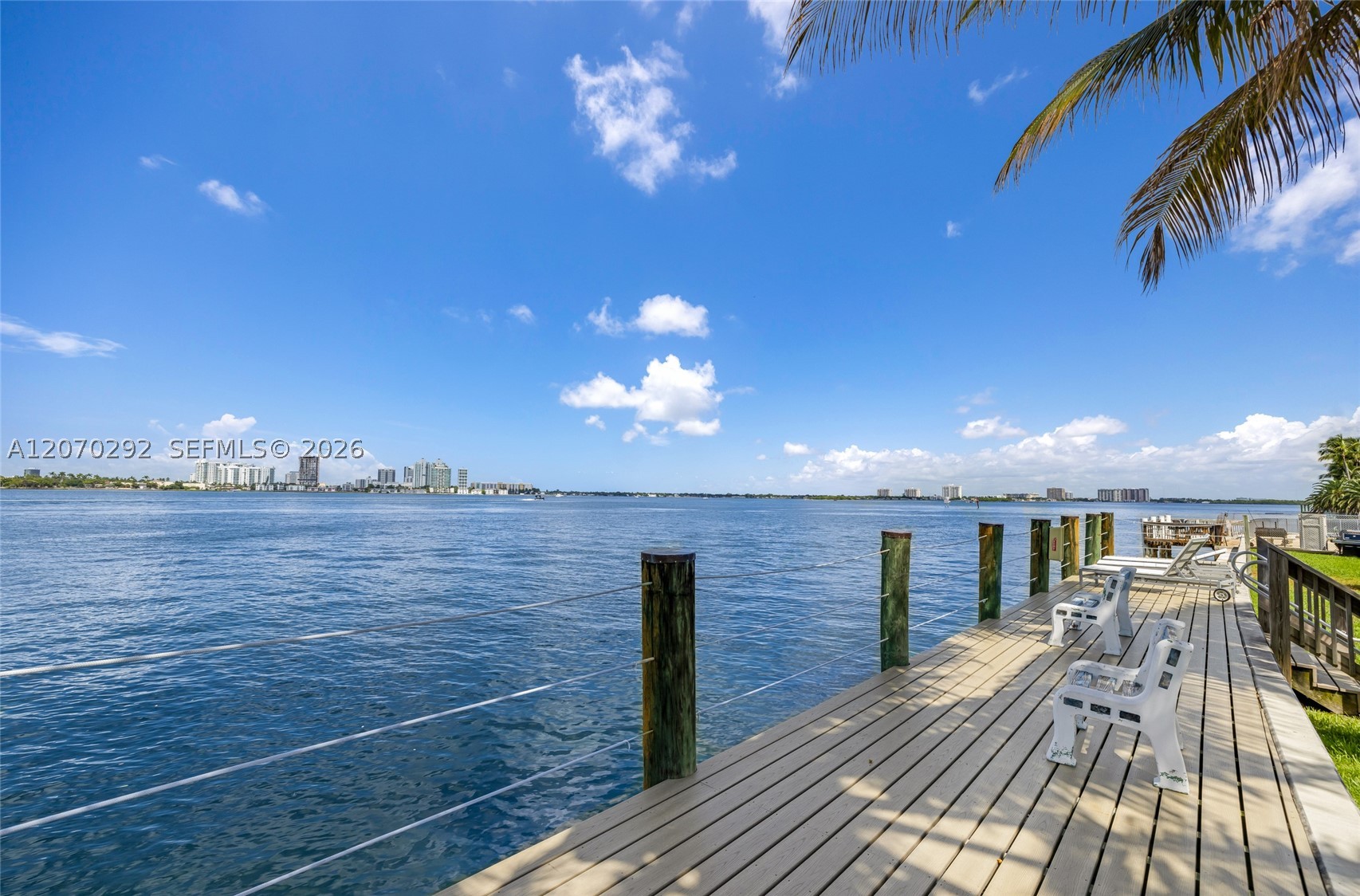 2250 Bay Dr #7