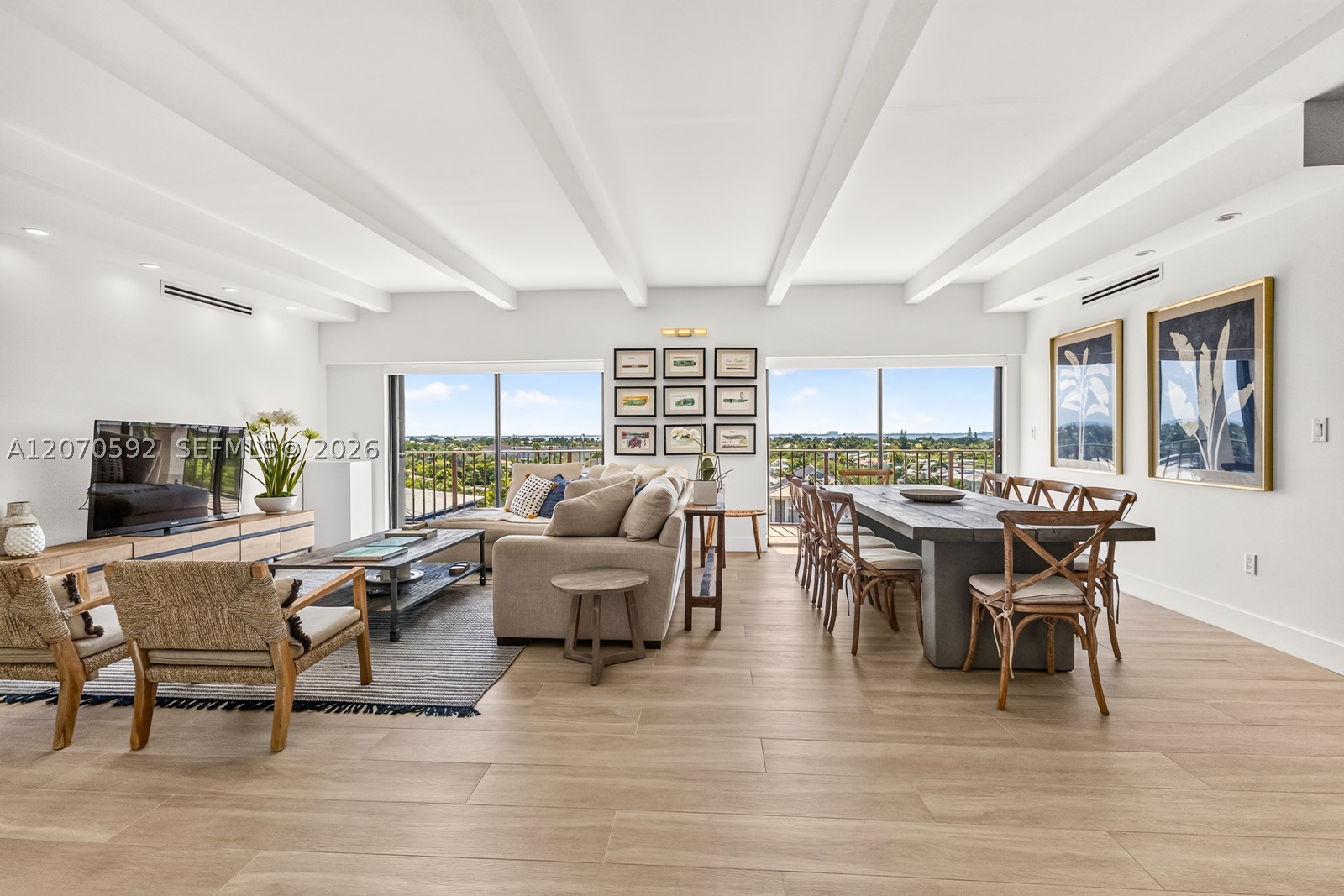 575 Crandon Blvd #801 Key Biscayne, FL 33149