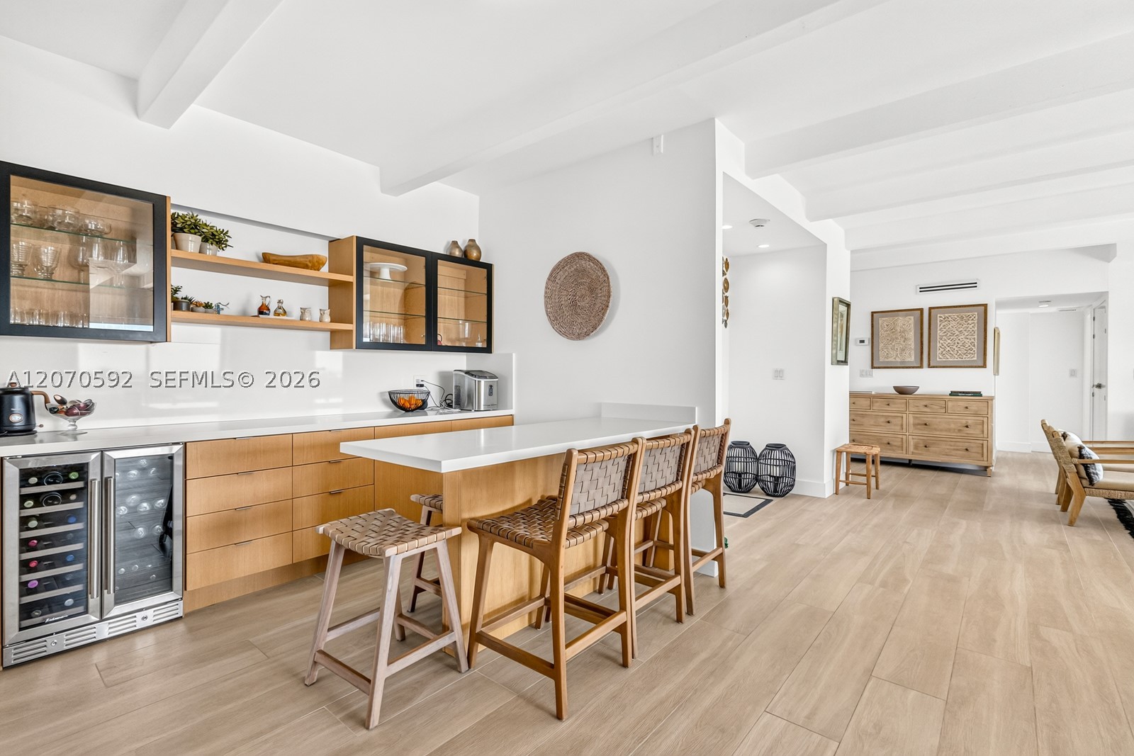 575 Crandon Blvd #801 Key Biscayne, FL 33149