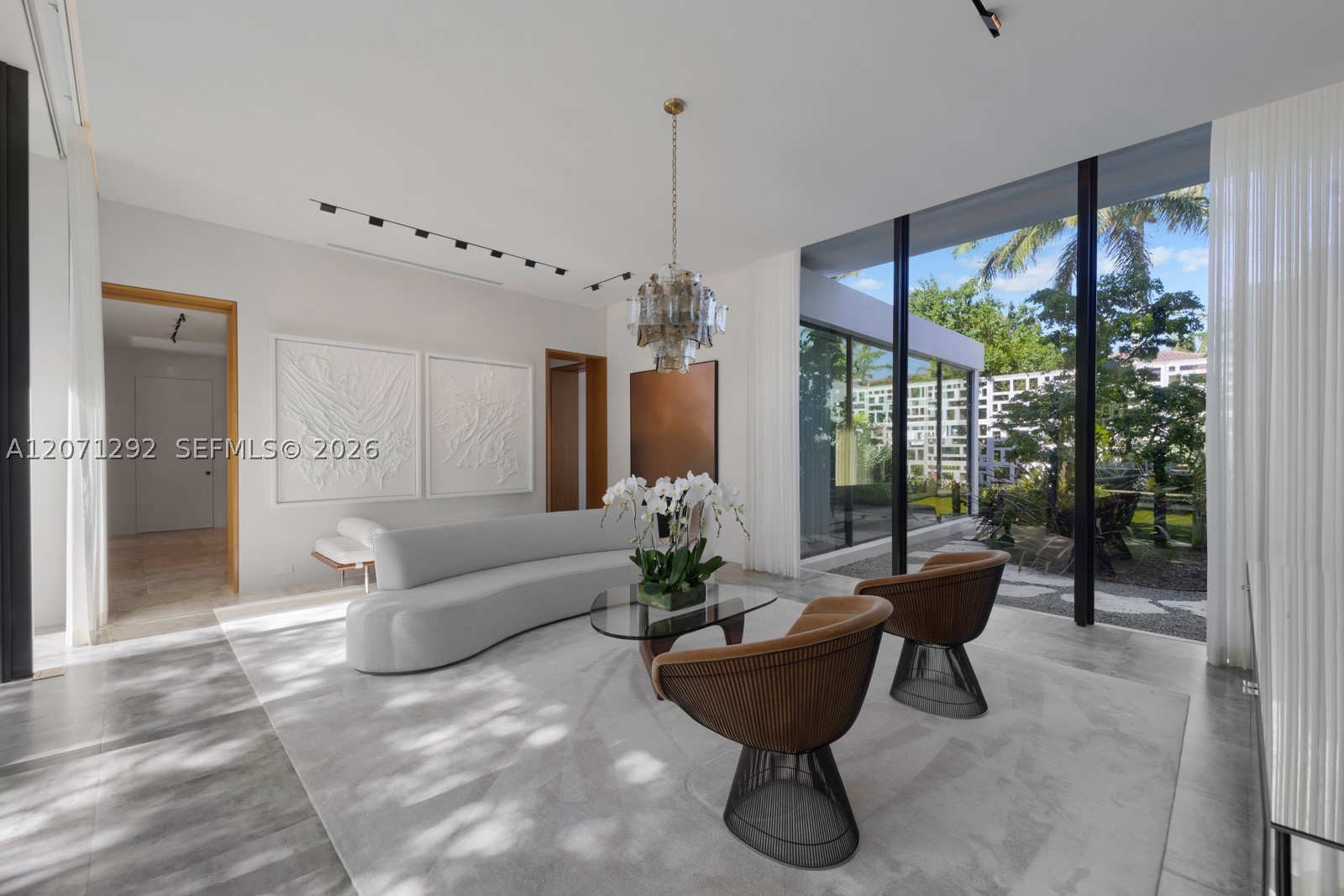 121 Nurmi Dr Fort Lauderdale, FL 33301