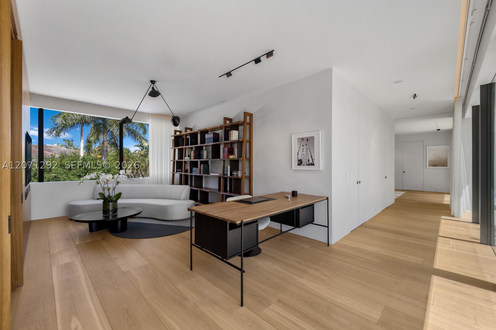 121 Nurmi Dr Fort Lauderdale, FL 33301