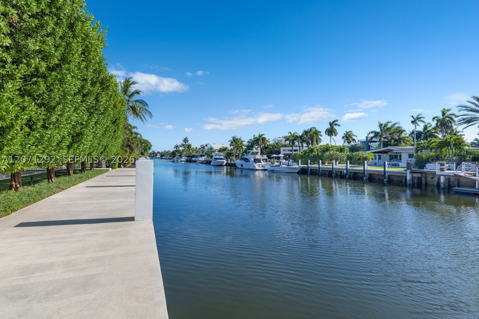 121 Nurmi Dr Fort Lauderdale, FL 33301