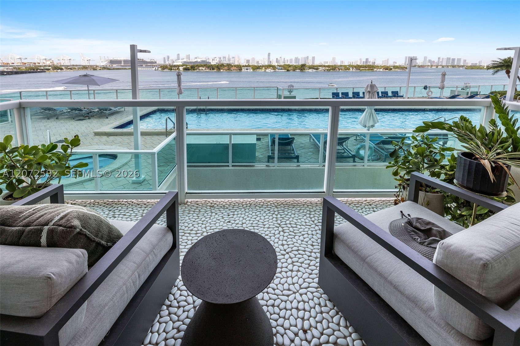 650 West Ave #709