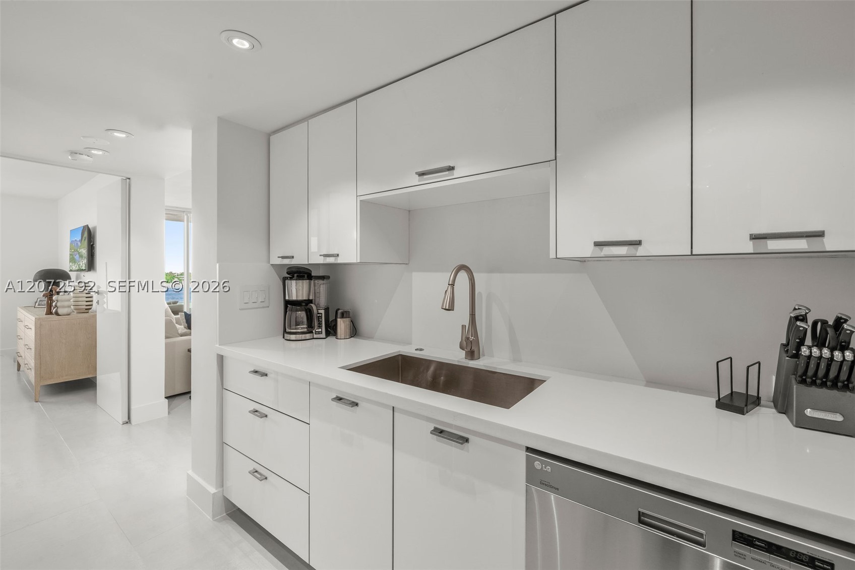 650 West Ave #709 Miami Beach, FL 33139