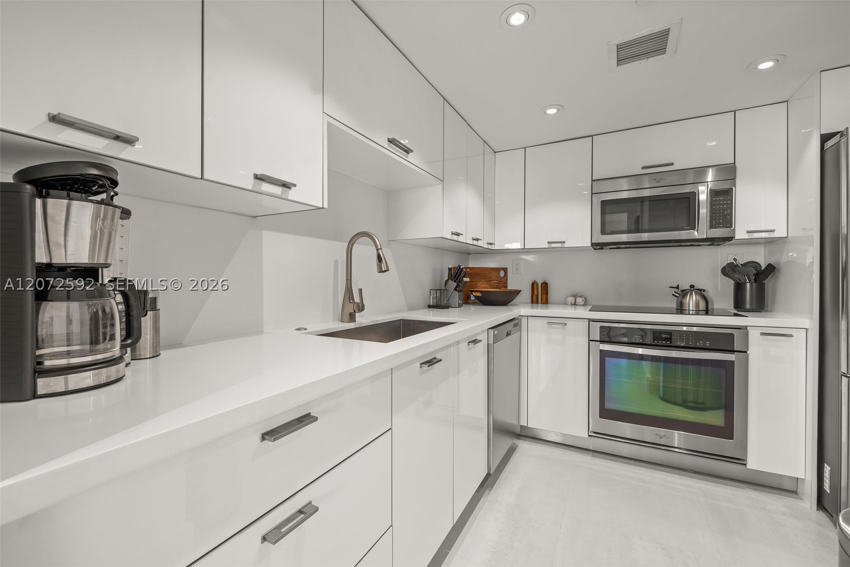 650 West Ave #709 Miami Beach, FL 33139