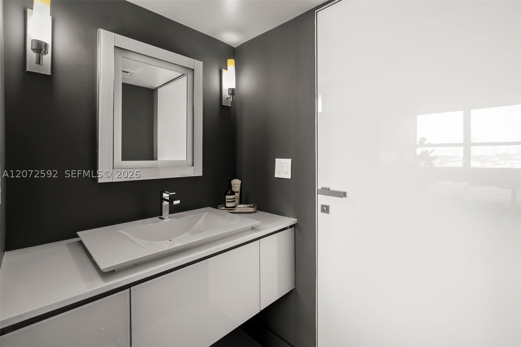 650 West Ave #709 Miami Beach, FL 33139