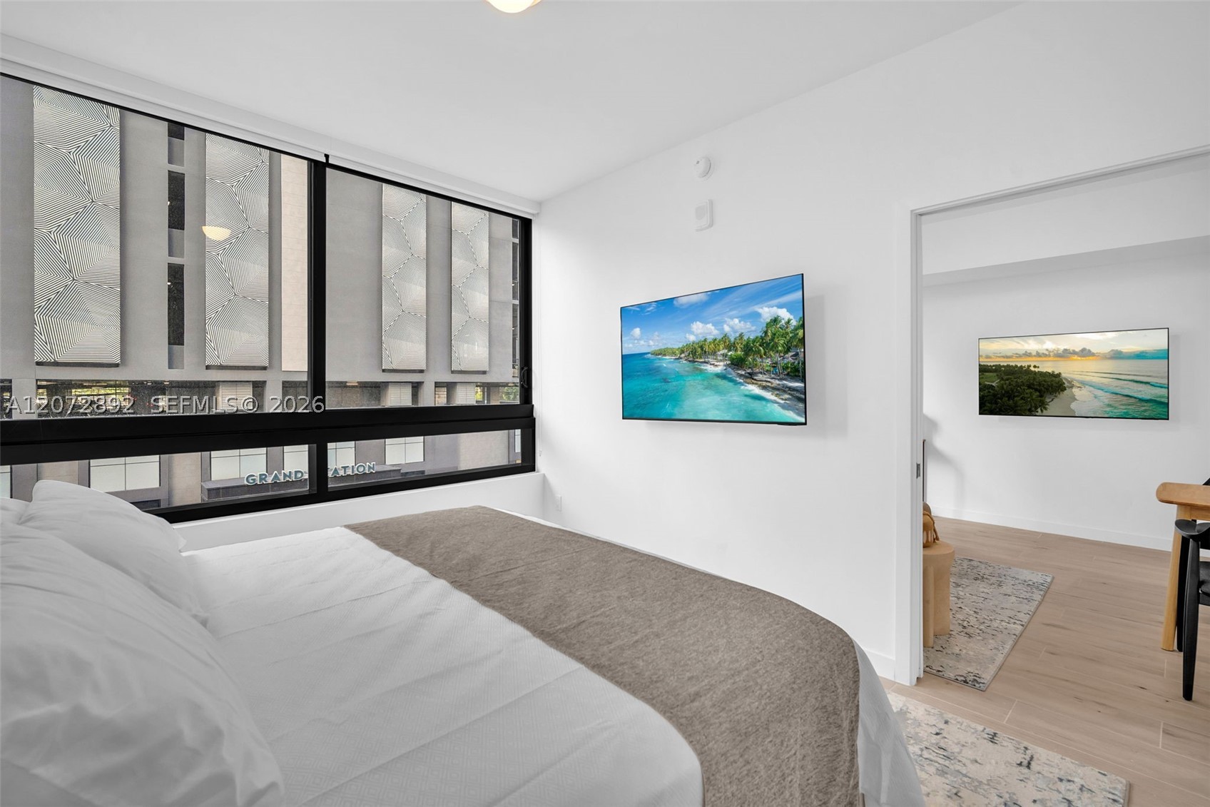 225 N Miami Ave #210 Miami, FL 33128