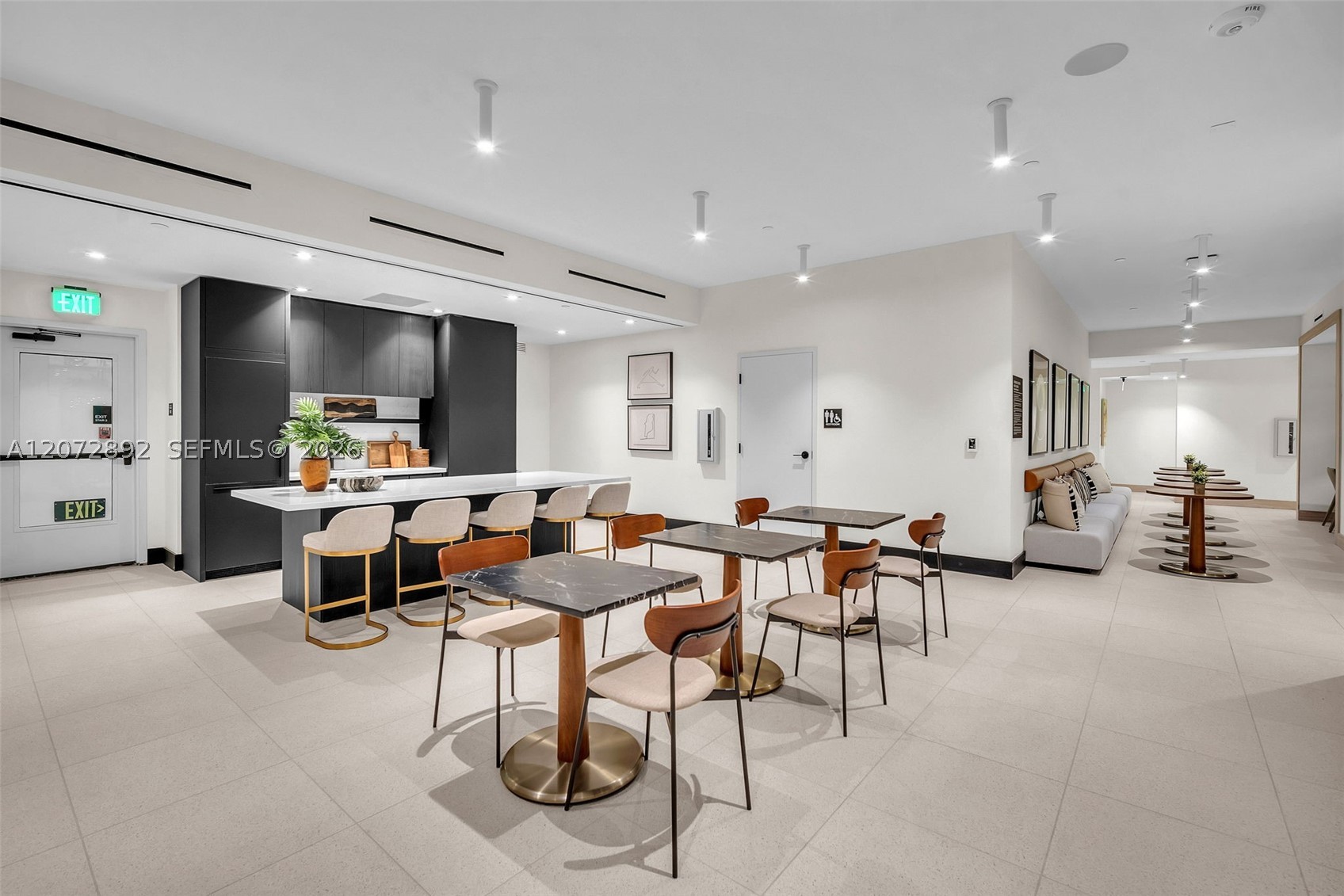 225 N Miami Ave #210 Miami, FL 33128