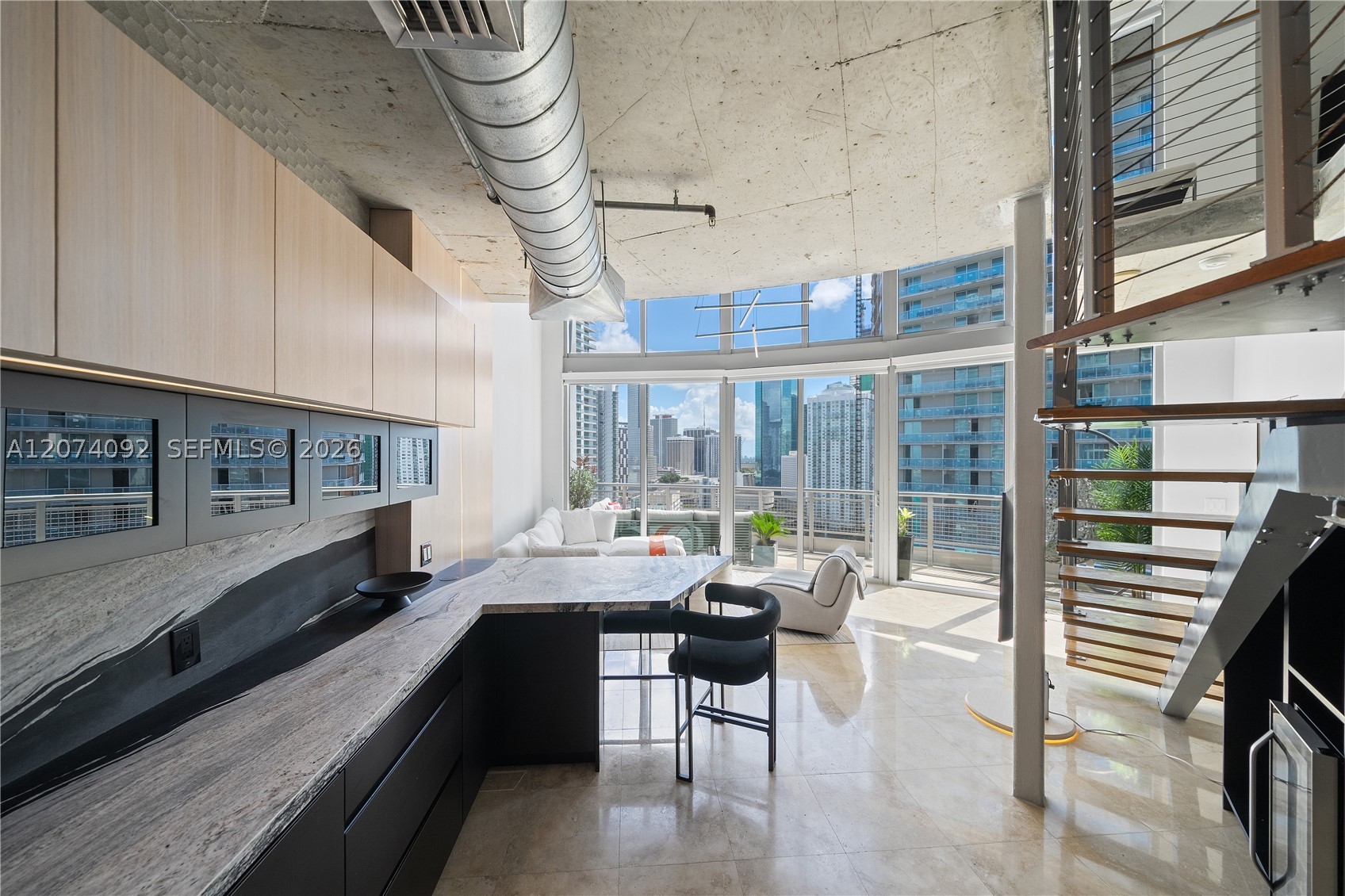 690 SW 1st Ct #2702 Miami, FL 33130