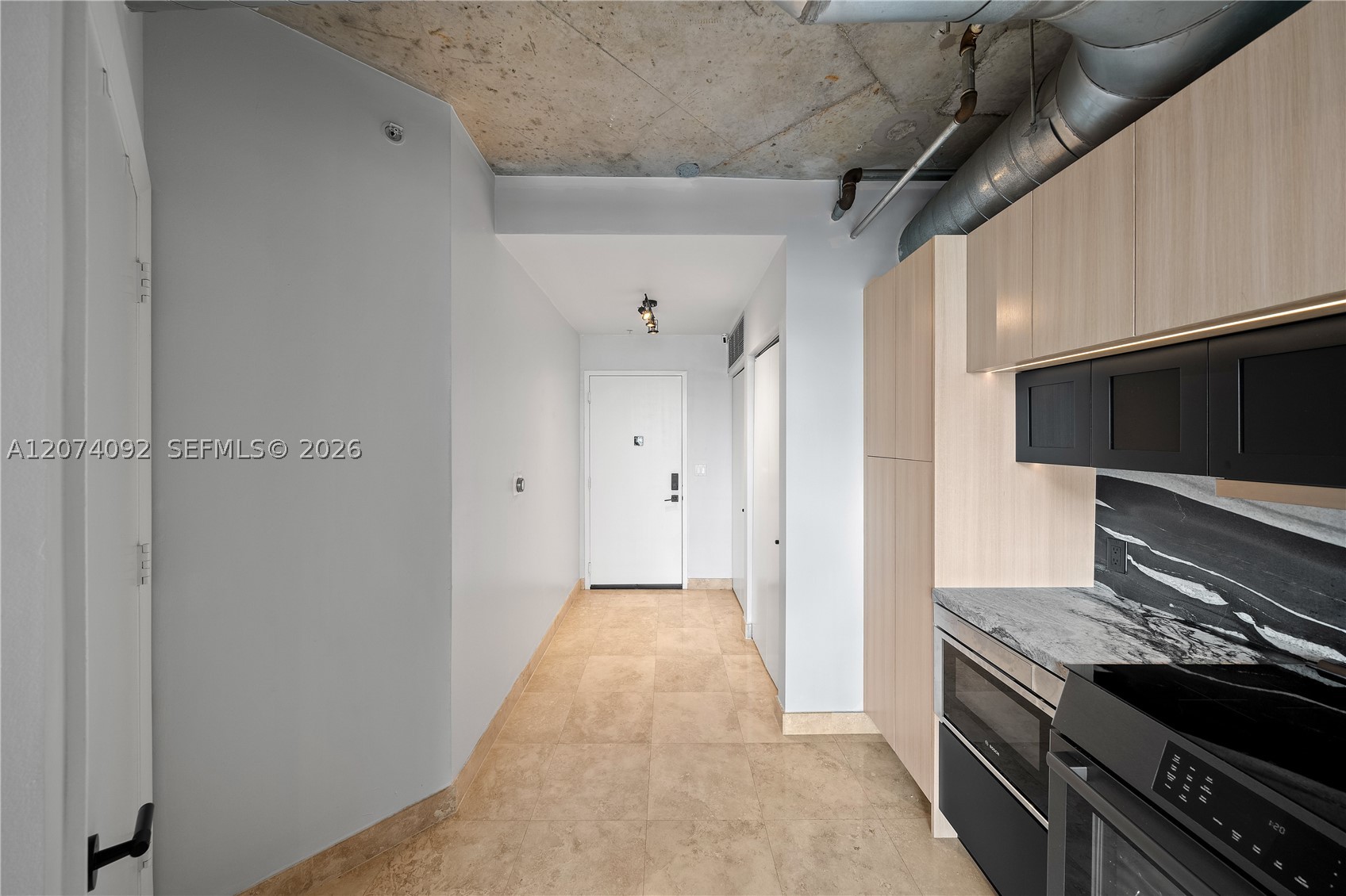 690 SW 1st Ct #2702 Miami, FL 33130