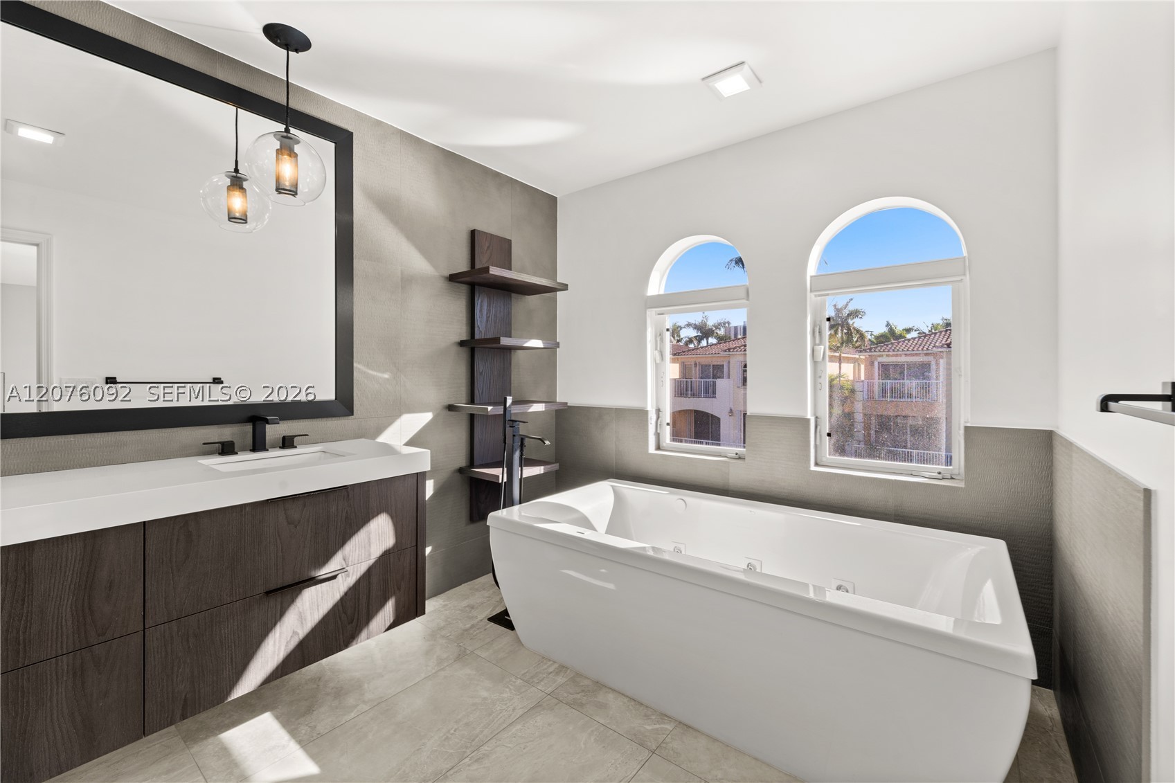 3110 NE 210th Ter Aventura, FL 33180