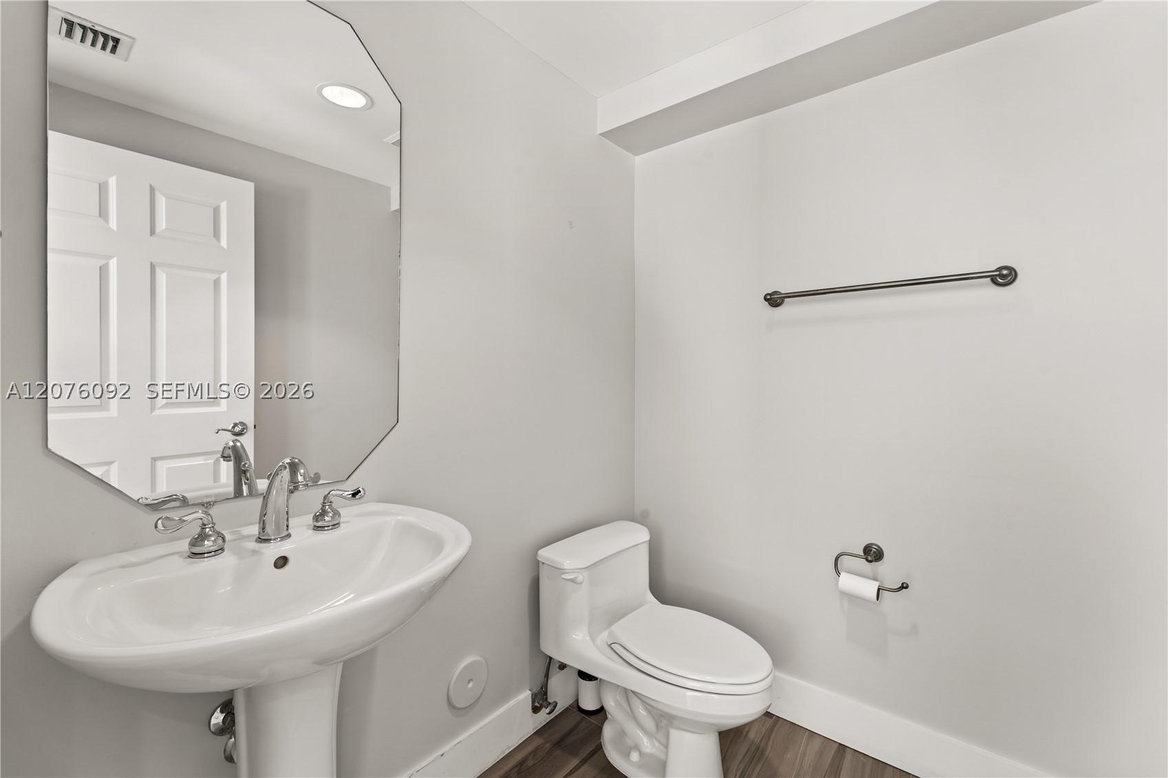 3110 NE 210th Ter Aventura, FL 33180