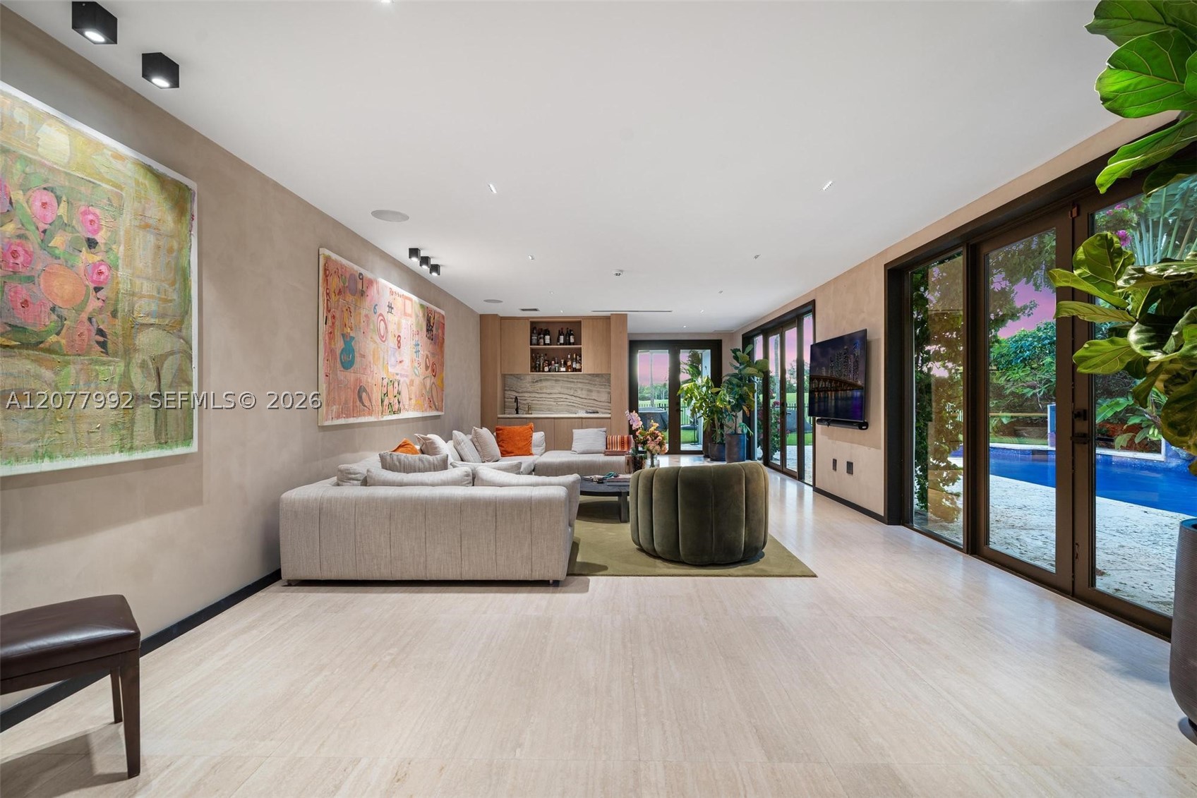 5170 La Gorce Dr Miami Beach, FL 33140