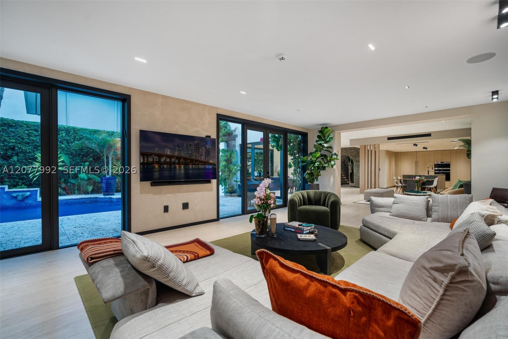 5170 La Gorce Dr Miami Beach, FL 33140