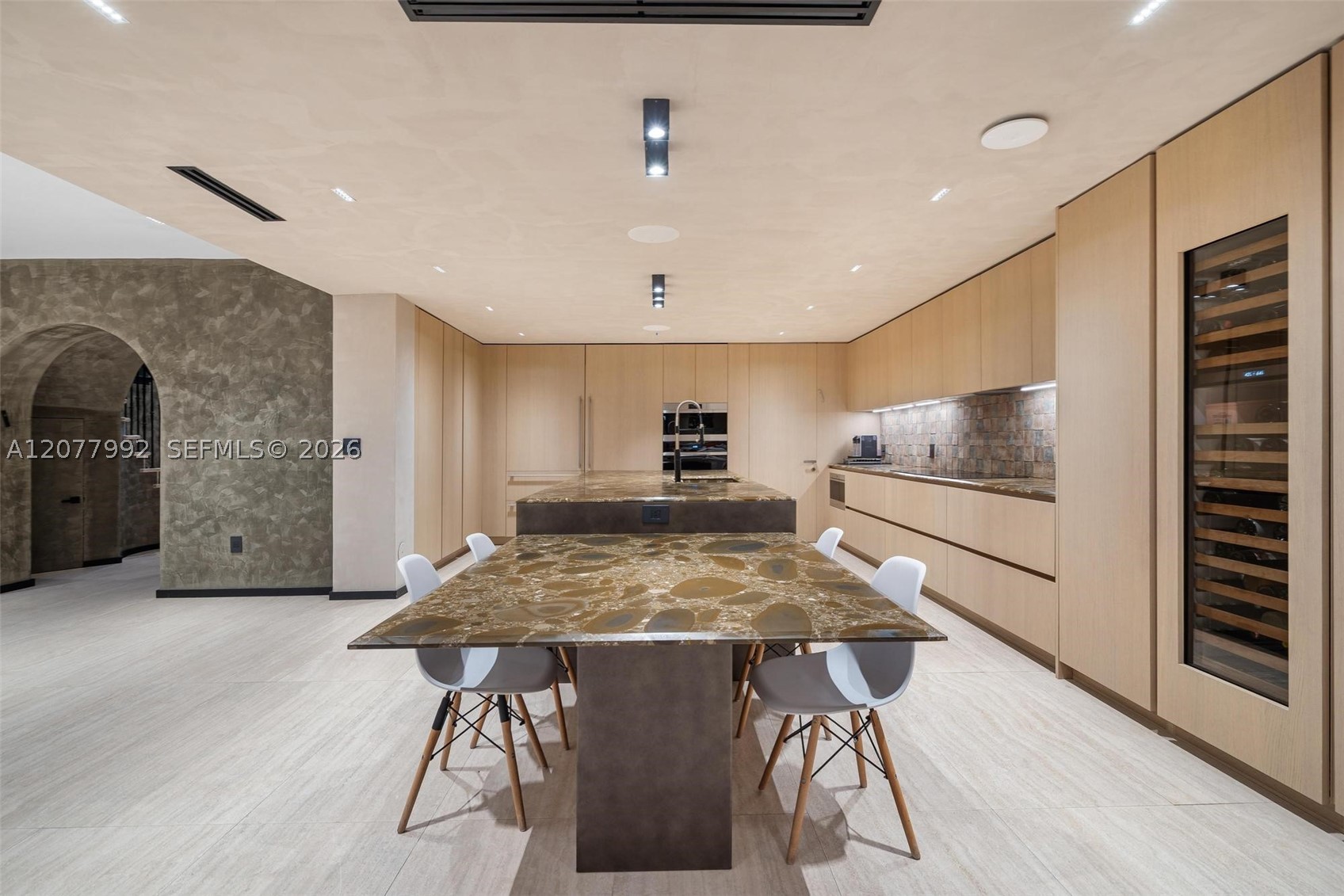 5170 La Gorce Dr Miami Beach, FL 33140