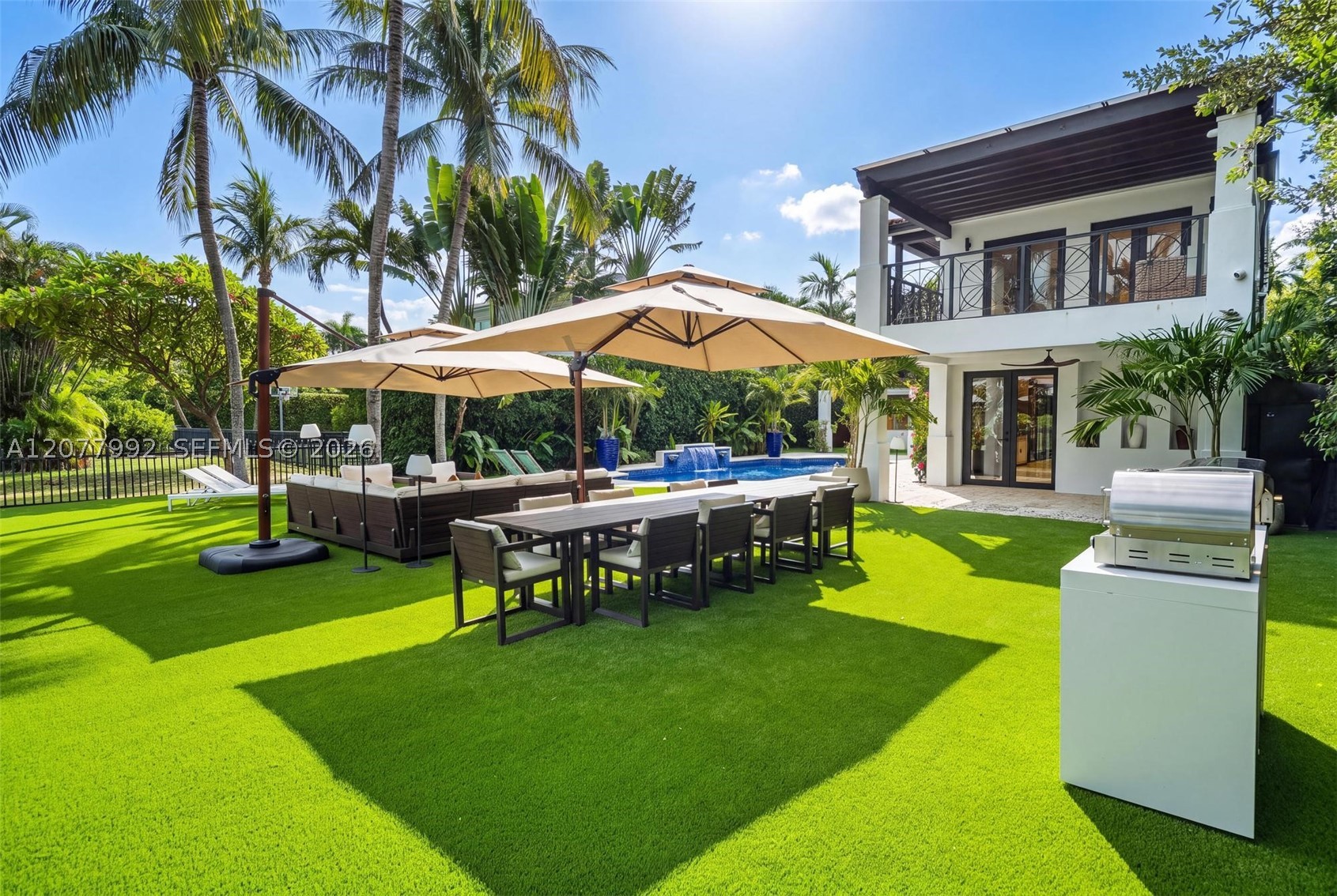 5170 La Gorce Dr Miami Beach, FL 33140