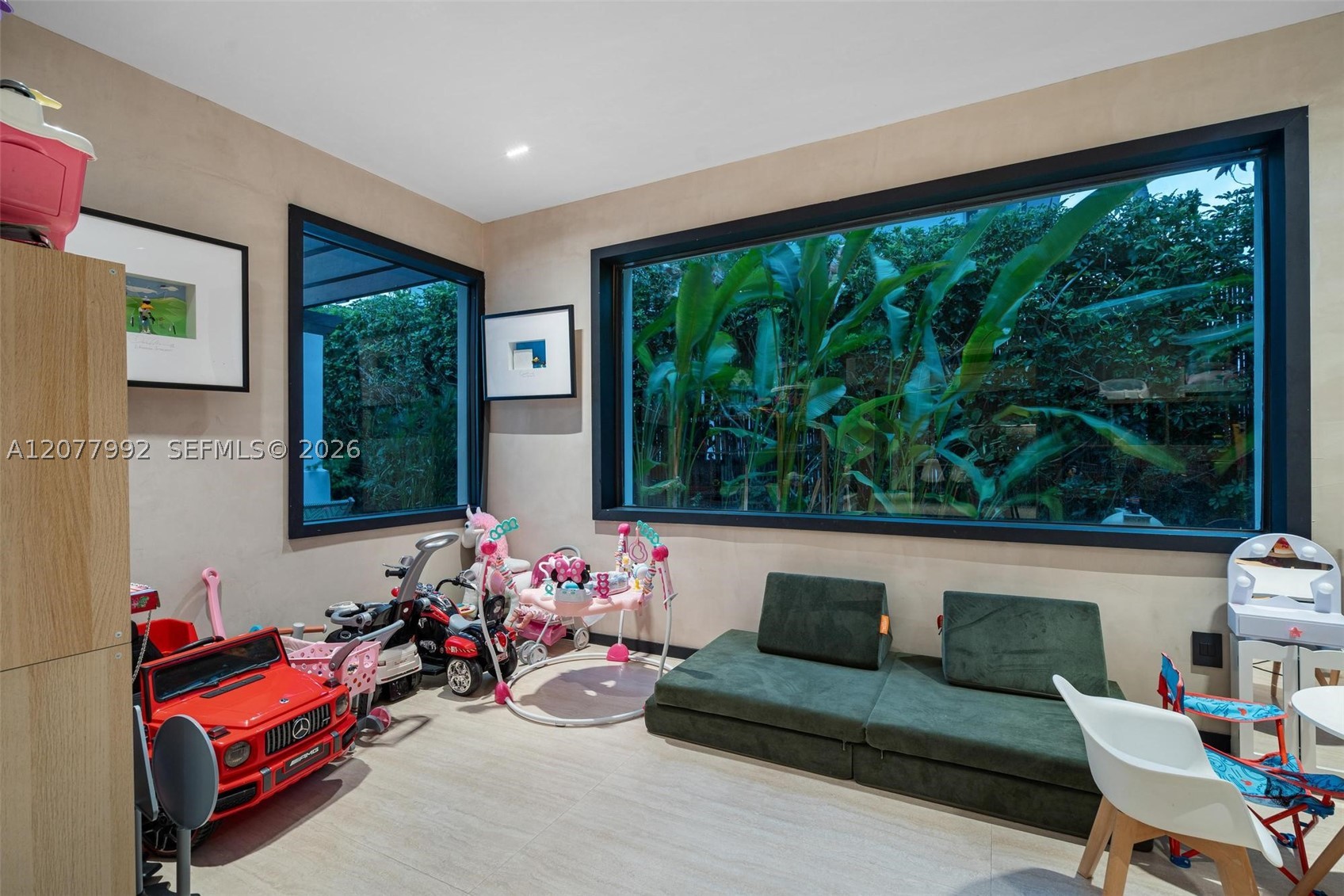 5170 La Gorce Dr Miami Beach, FL 33140