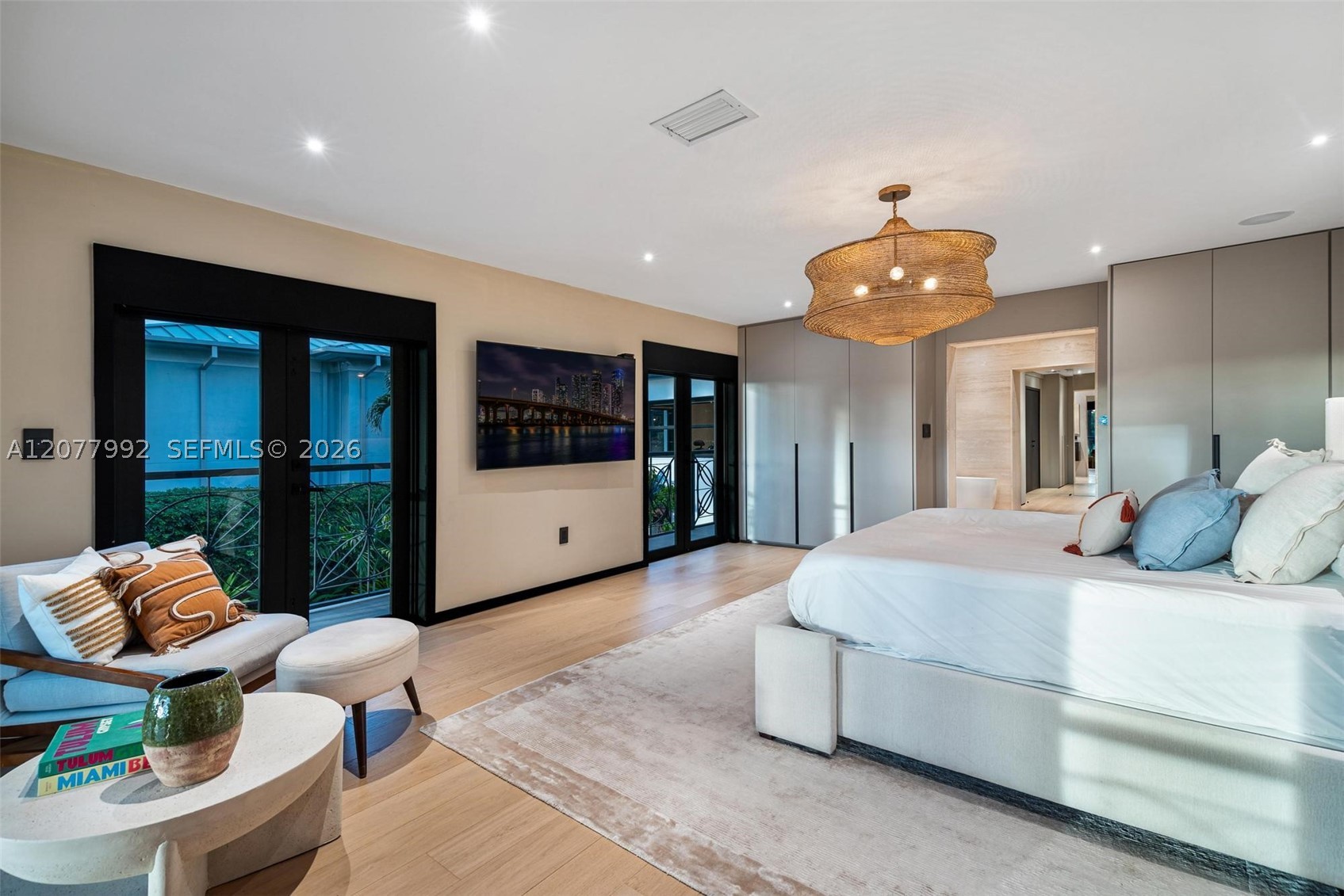 5170 La Gorce Dr Miami Beach, FL 33140