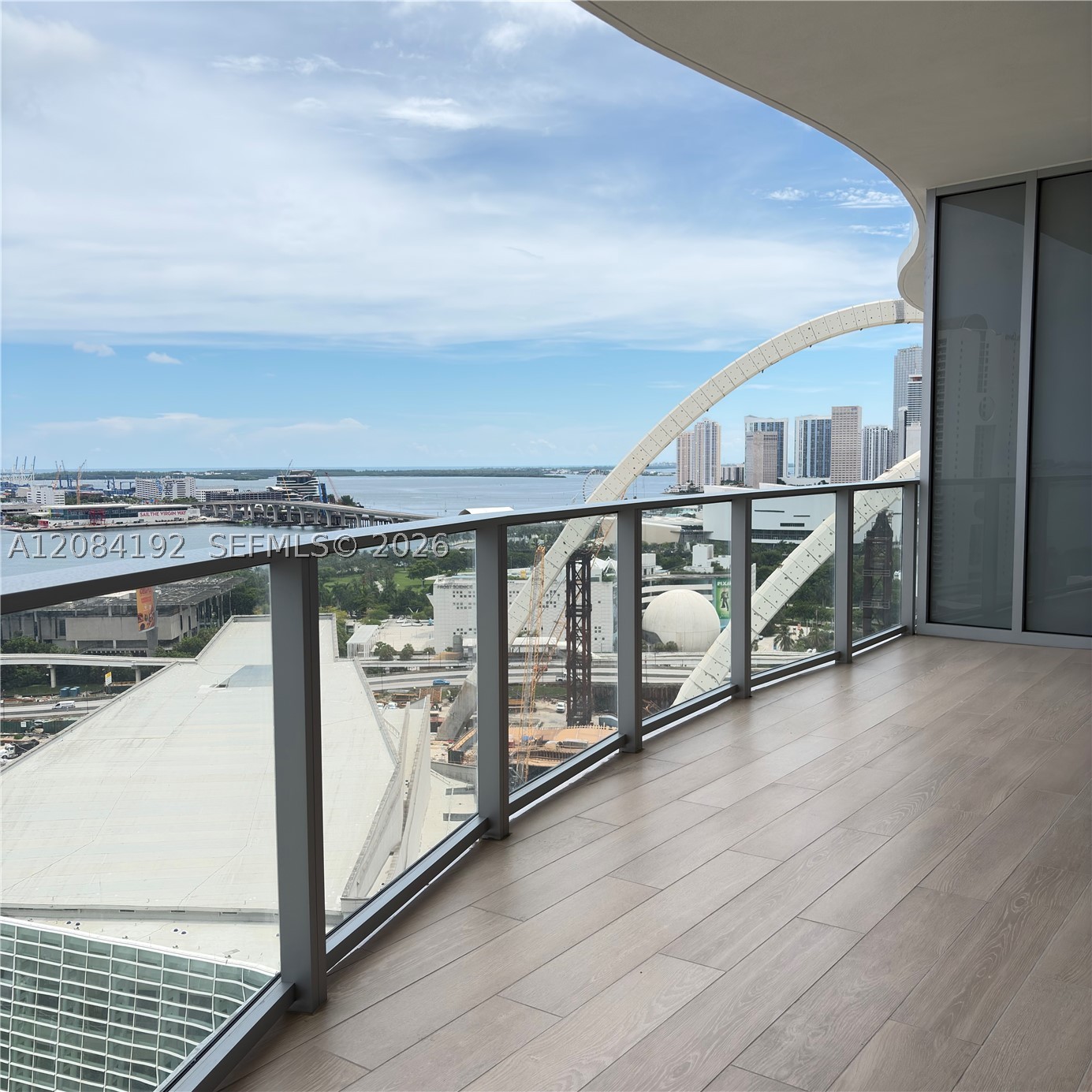 image Casa Bella Residences12