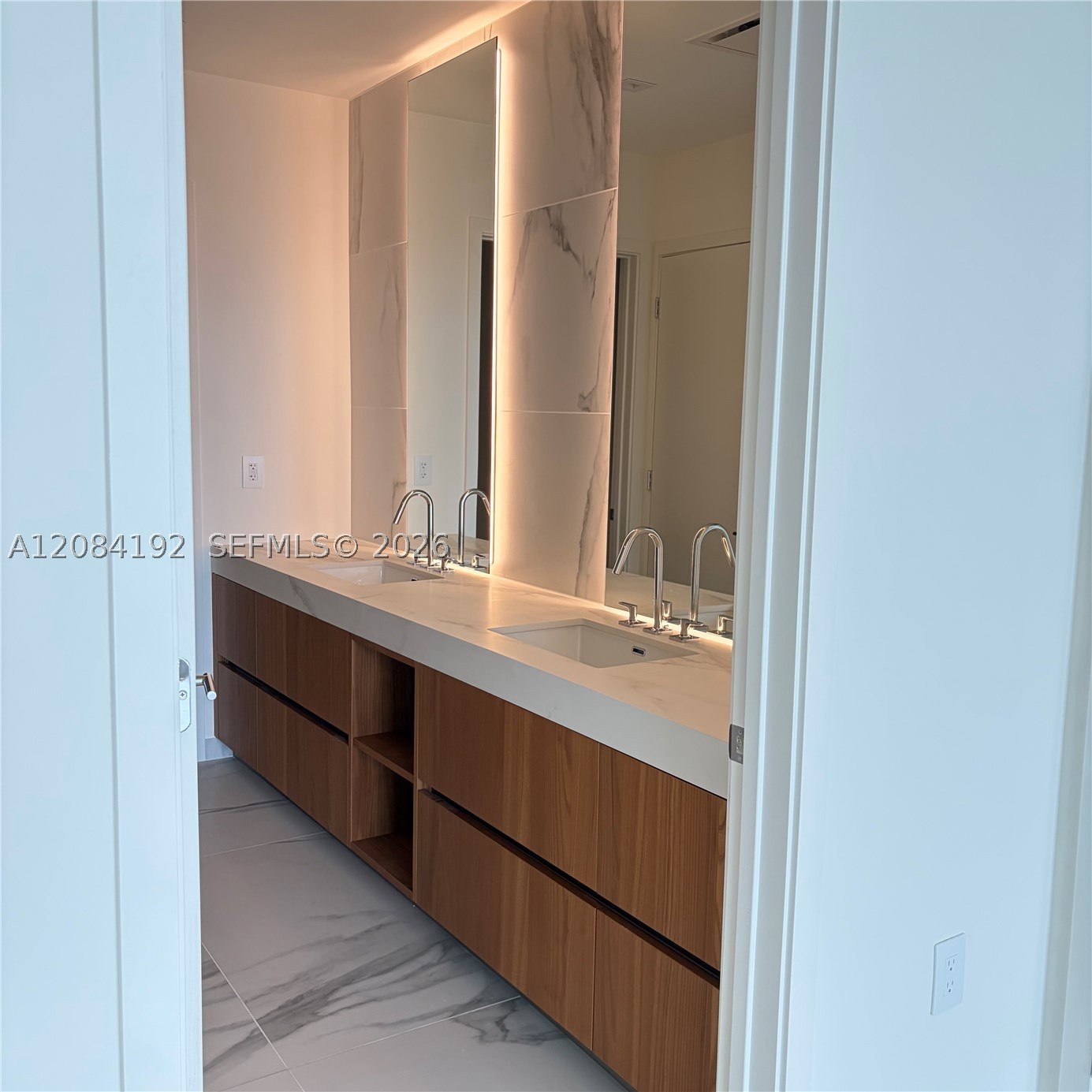 image Casa Bella Residences5