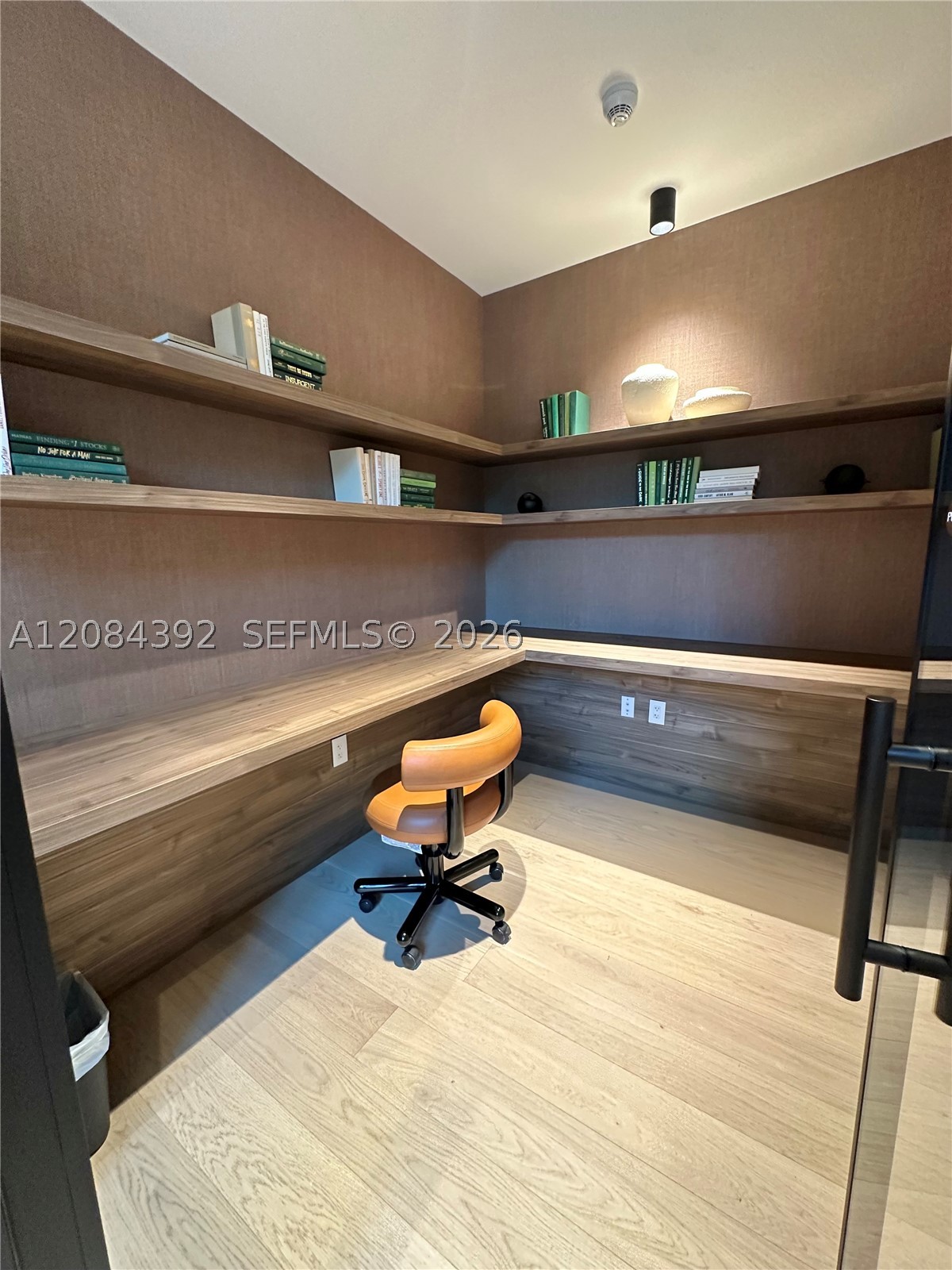 image 2200 Brickell32