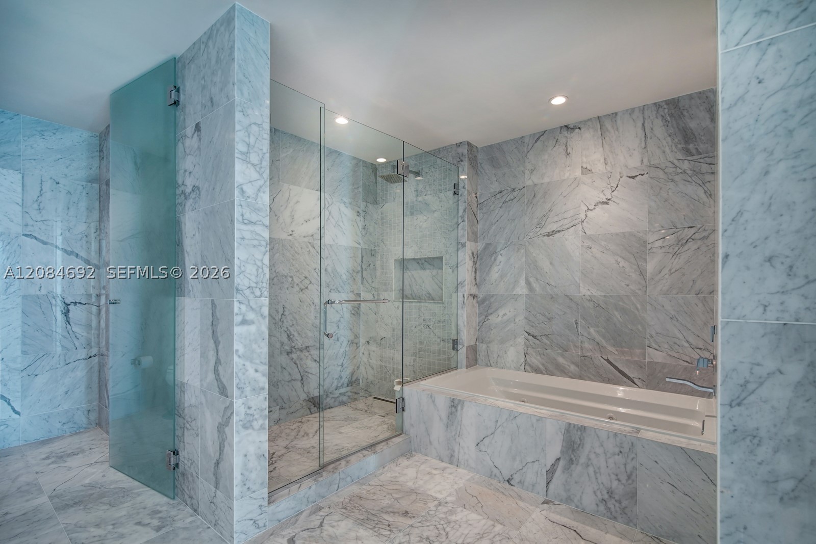 image Fendi Chateau Residences11