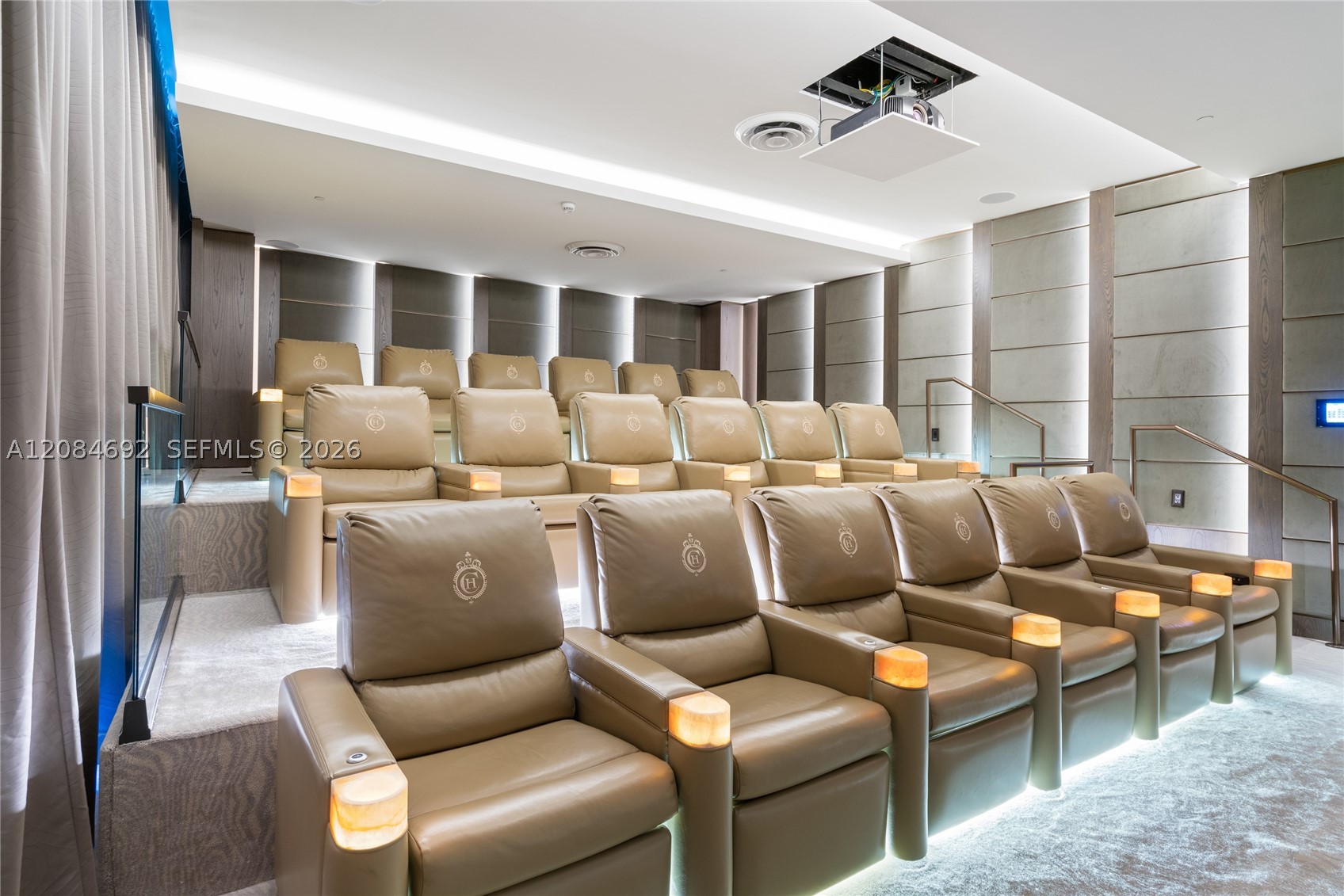 image Fendi Chateau Residences29