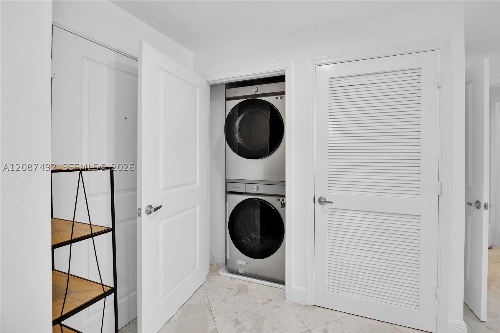 image Ten Aragon Condo13