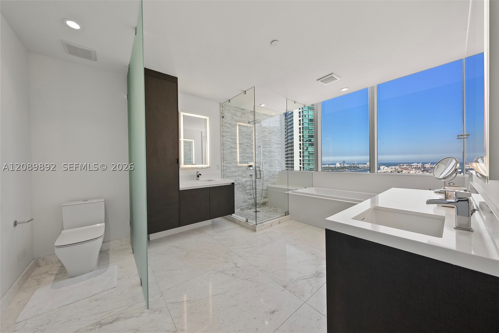 image Paramount Miami Worldcenter37