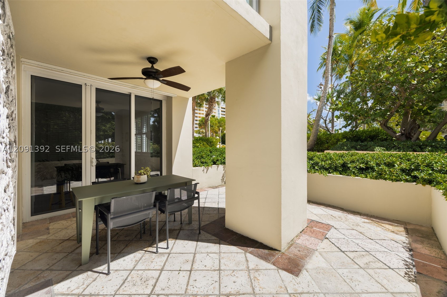 445 Grand Bay Dr #104 Key Biscayne, FL 33149