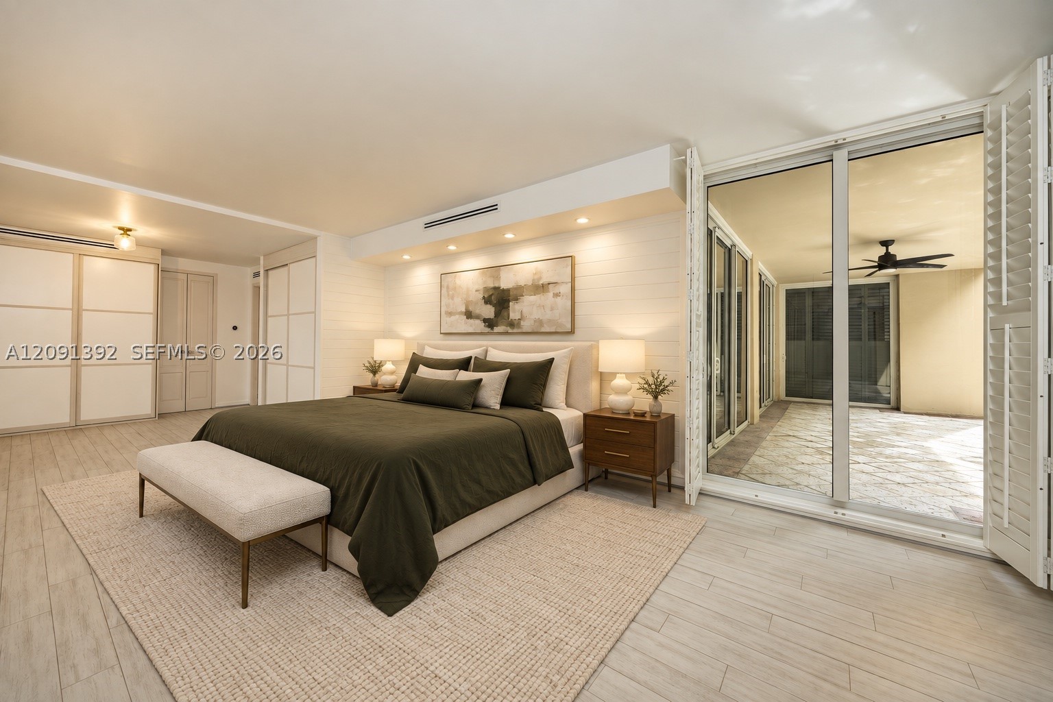 445 Grand Bay Dr #104 Key Biscayne, FL 33149