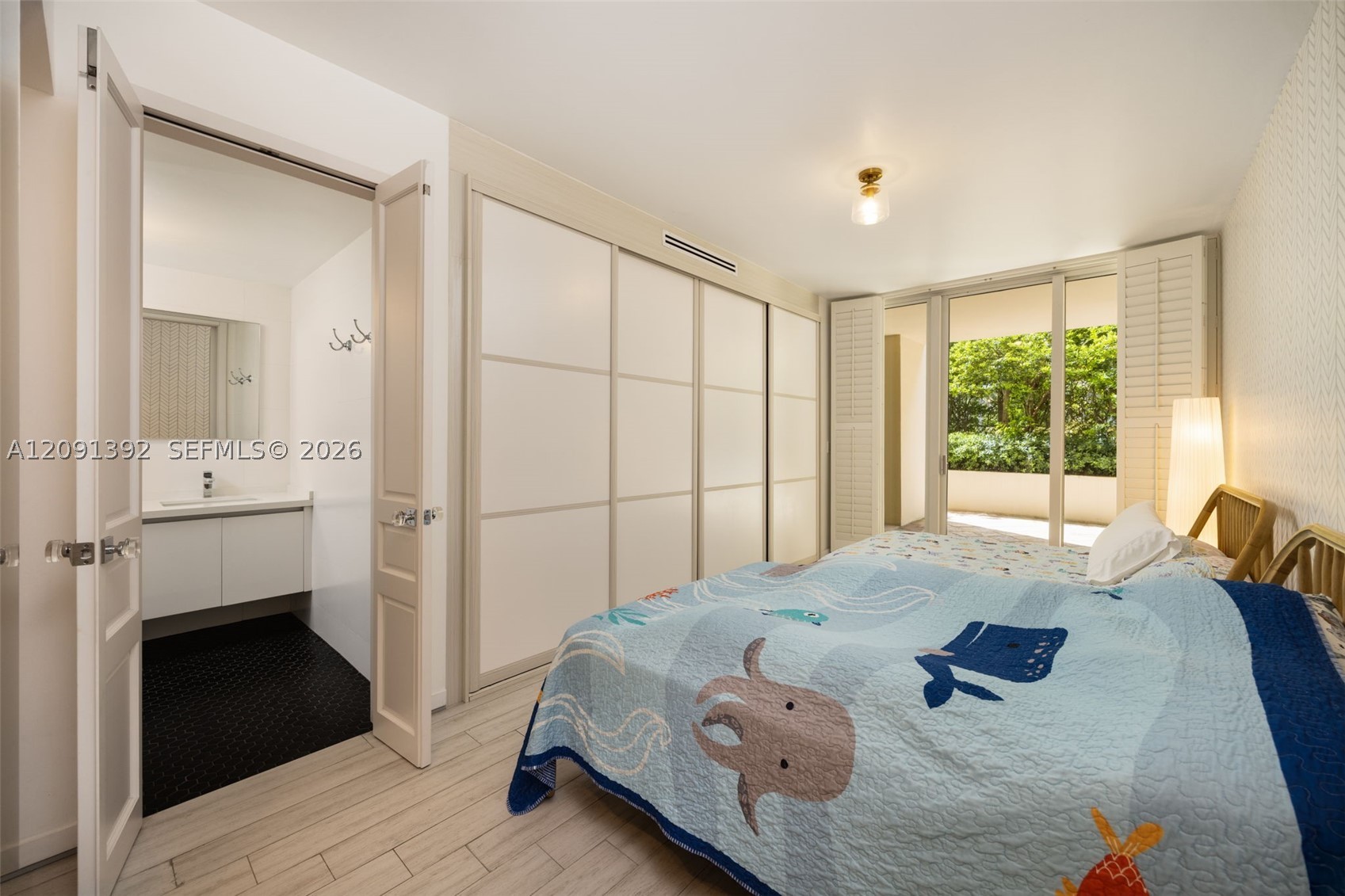 445 Grand Bay Dr #104 Key Biscayne, FL 33149