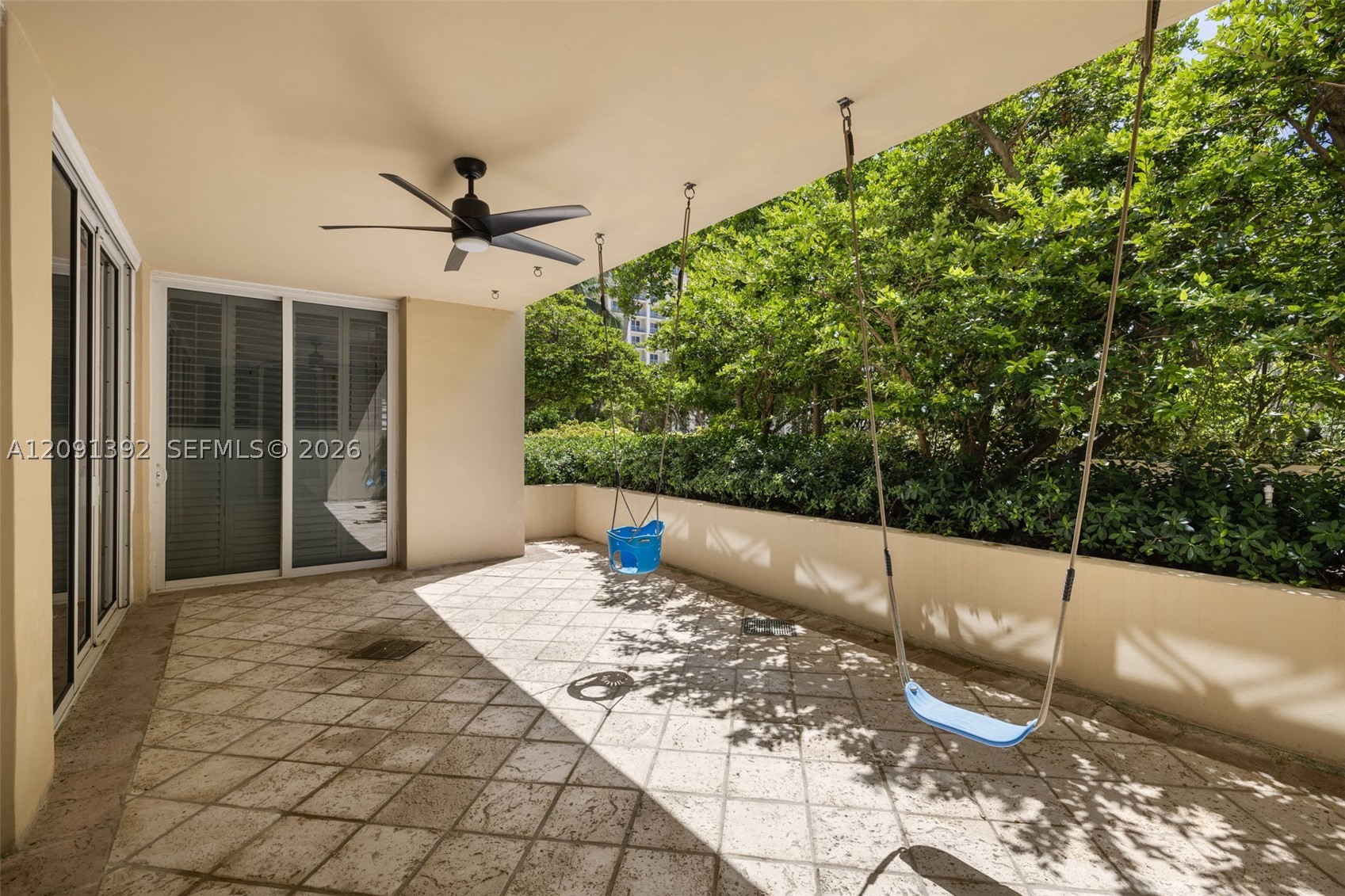 445 Grand Bay Dr #104 Key Biscayne, FL 33149