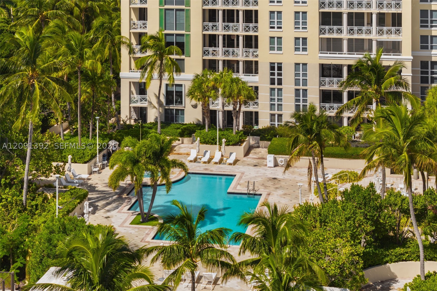 445 Grand Bay Dr #104 Key Biscayne, FL 33149