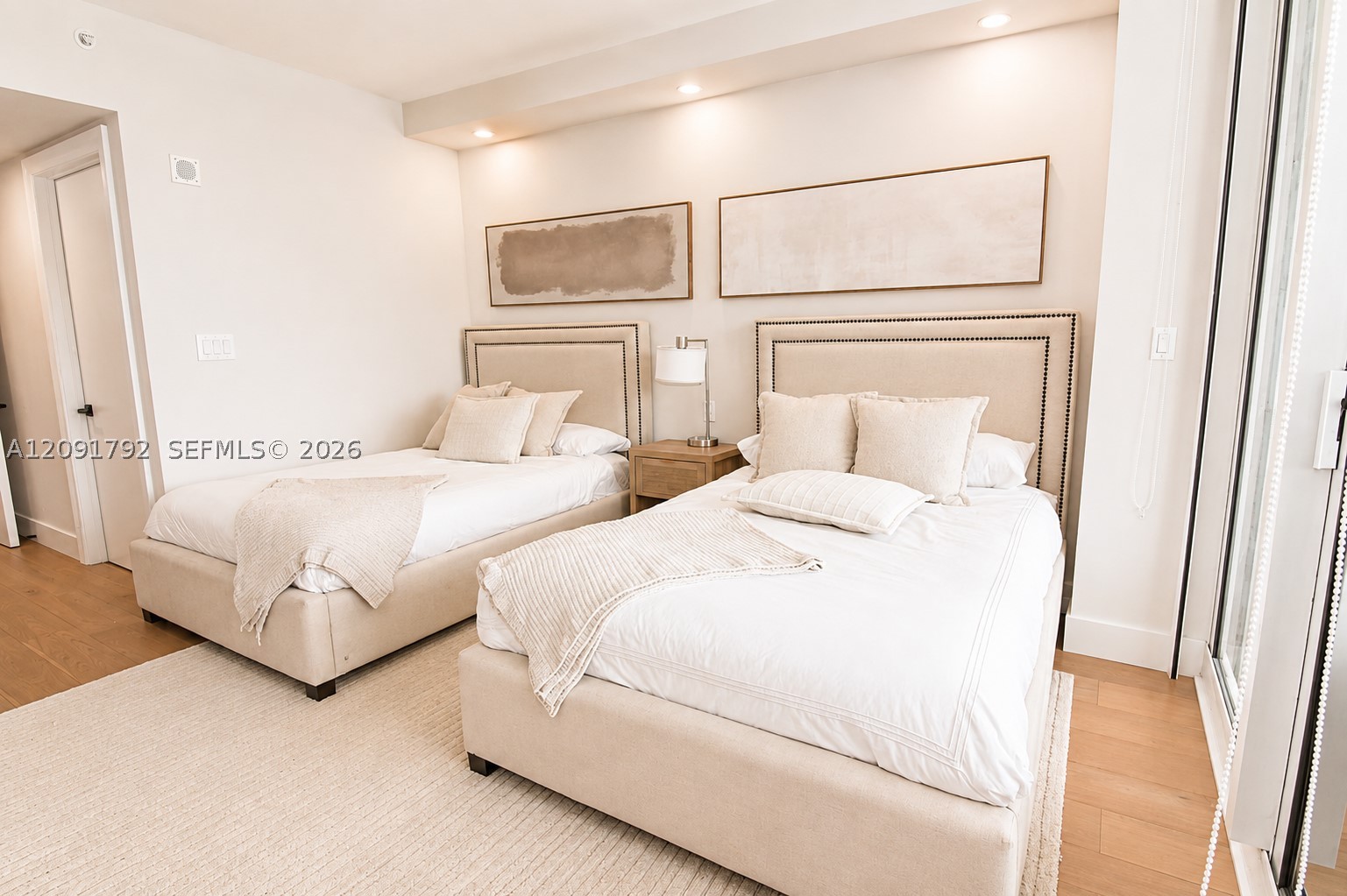 430 Grand Bay Dr #606 Key Biscayne, FL 33149