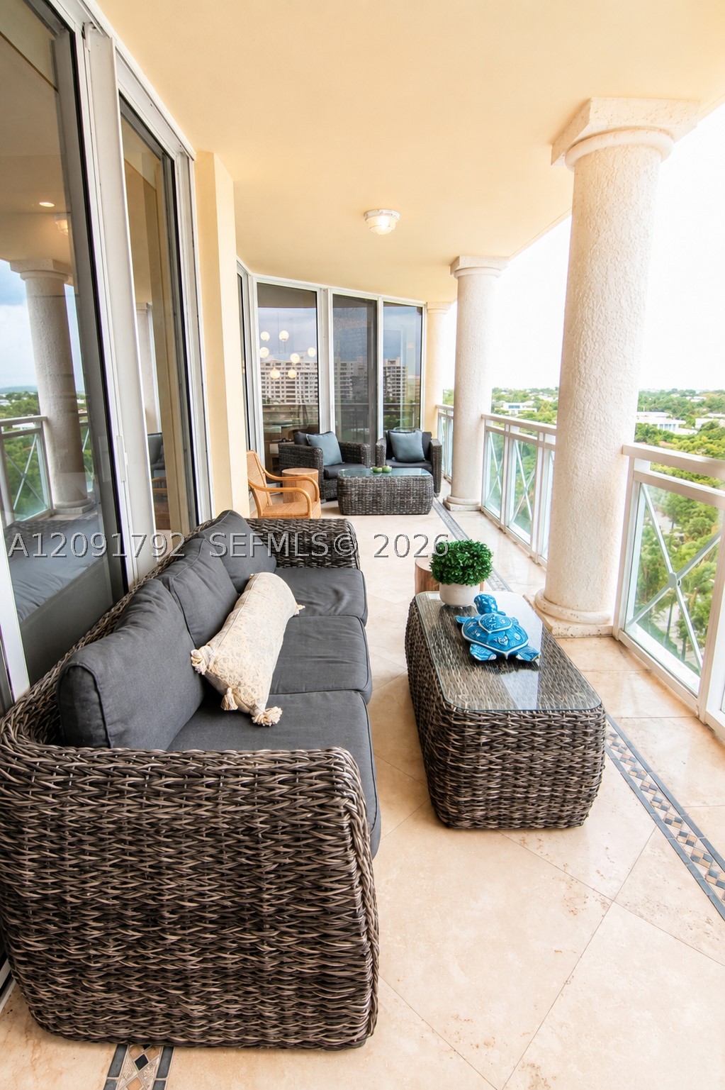 430 Grand Bay Dr #606 Key Biscayne, FL 33149