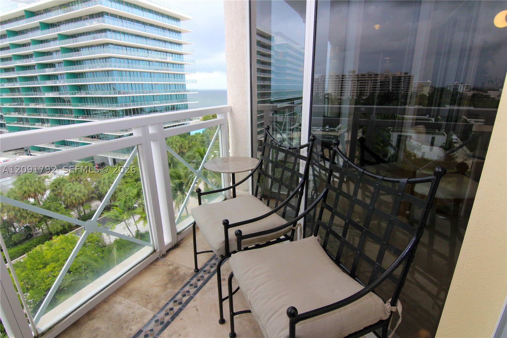 430 Grand Bay Dr #606 Key Biscayne, FL 33149