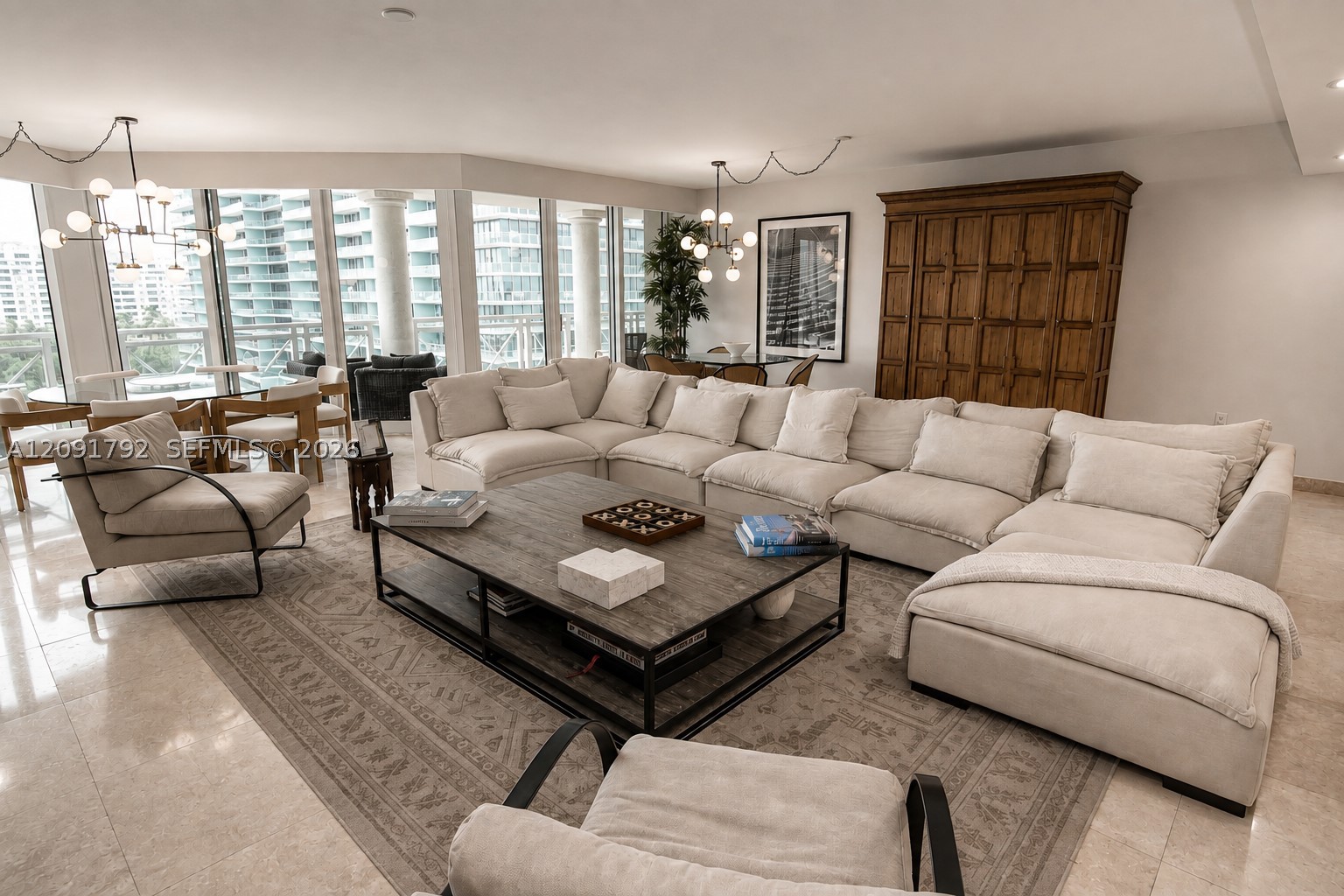 430 Grand Bay Dr #606 Key Biscayne, FL 33149